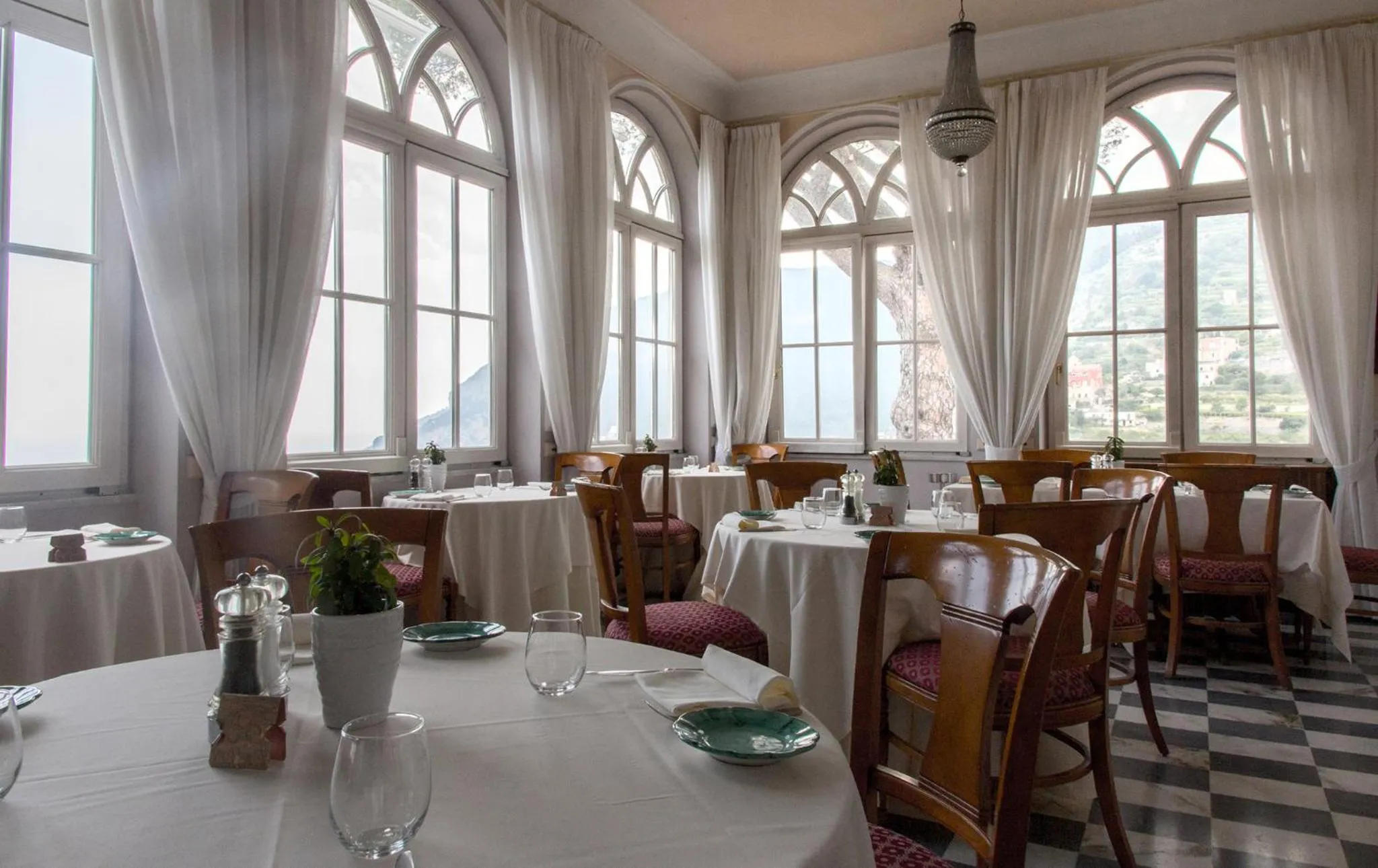 Restaurant/places to eat in Hotel Villa Maria