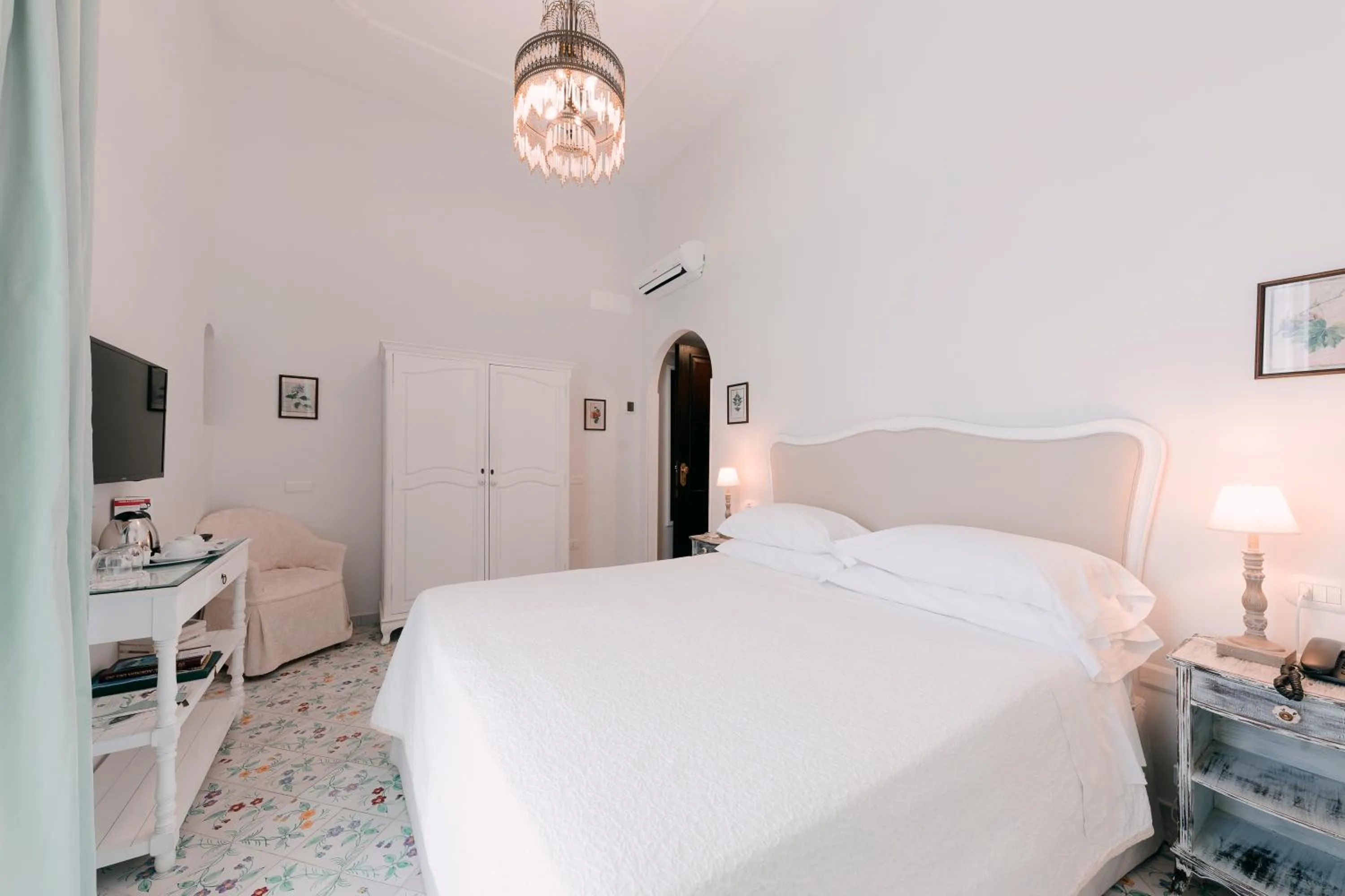 Bedroom, Bed in Hotel Villa Maria