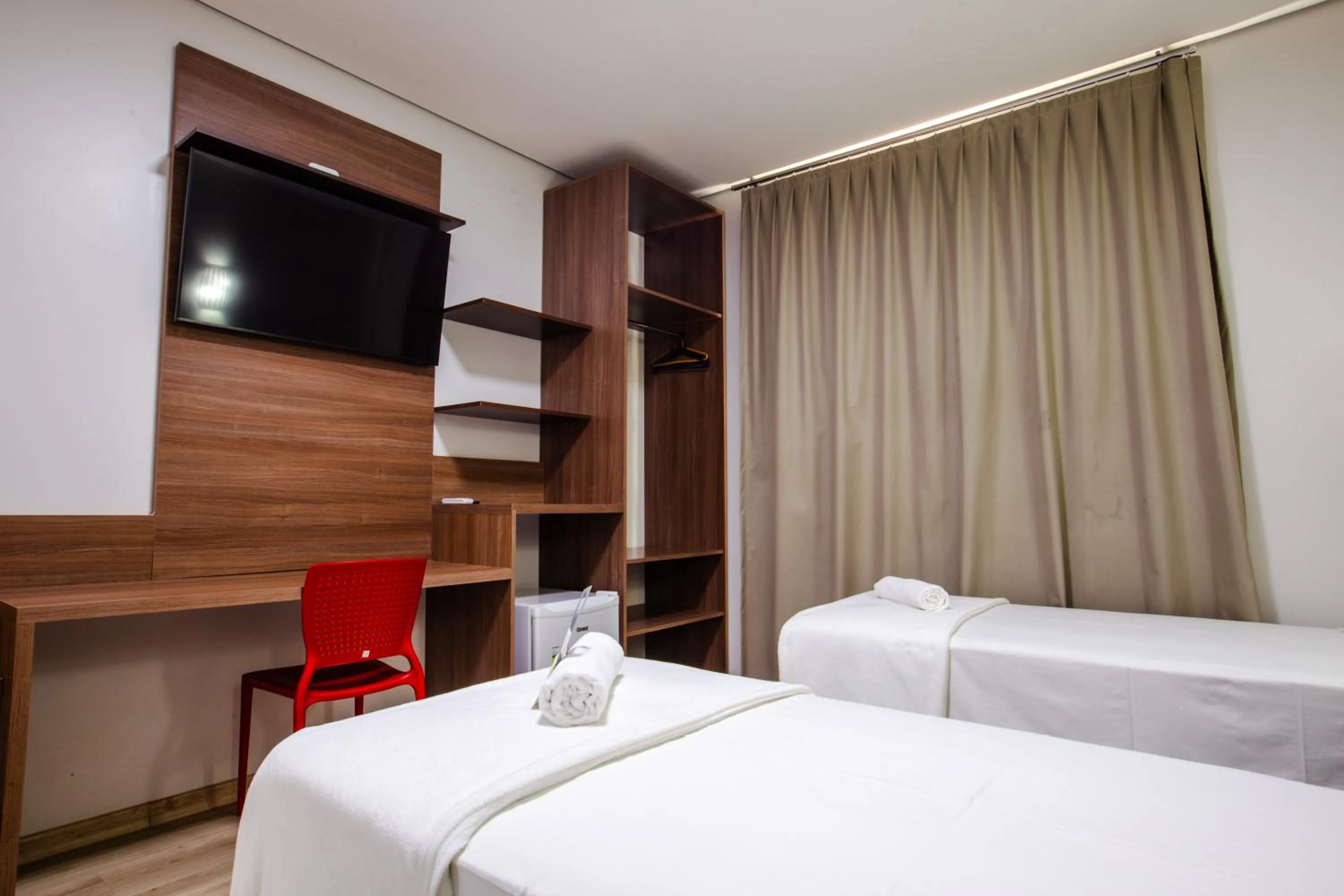 Bedroom, Bed in Rede Andrade Rio Branco