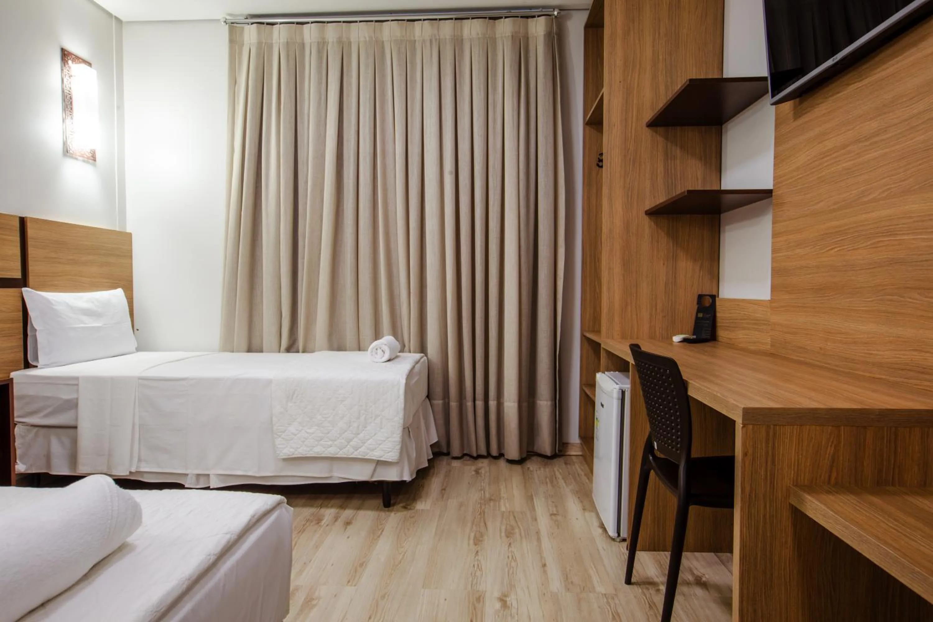 Bedroom, Bed in Rede Andrade Rio Branco