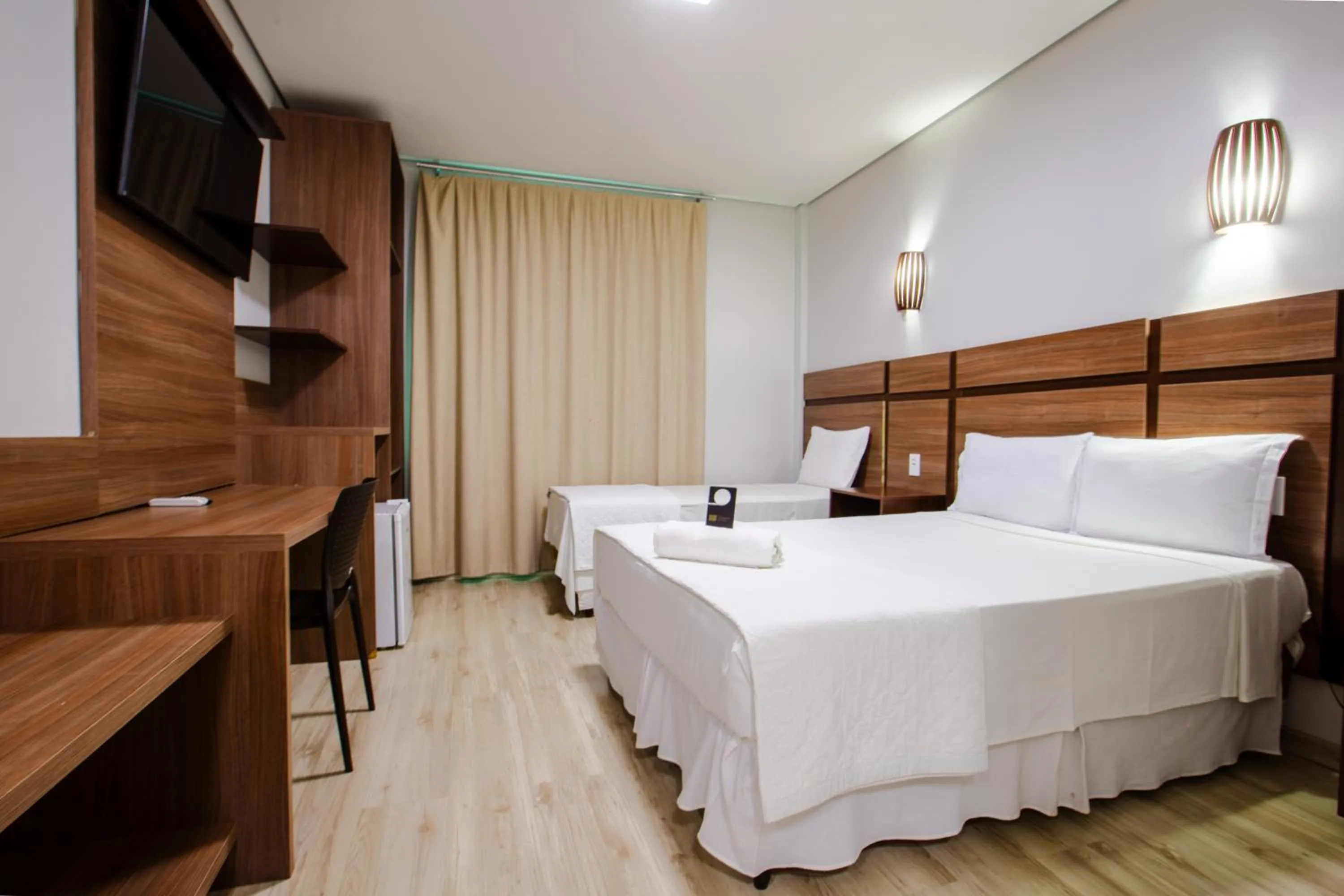 Bedroom, Bed in Rede Andrade Rio Branco