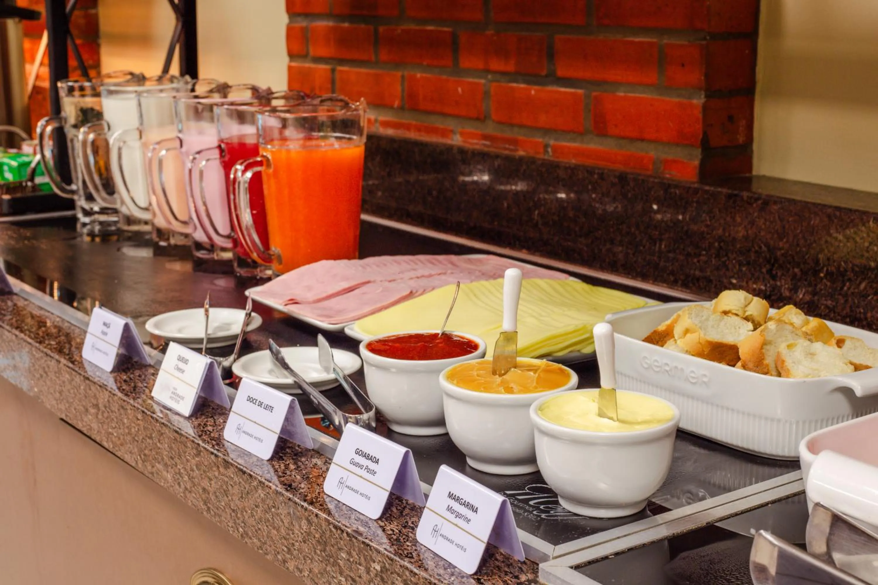 Breakfast in Rede Andrade Rio Branco