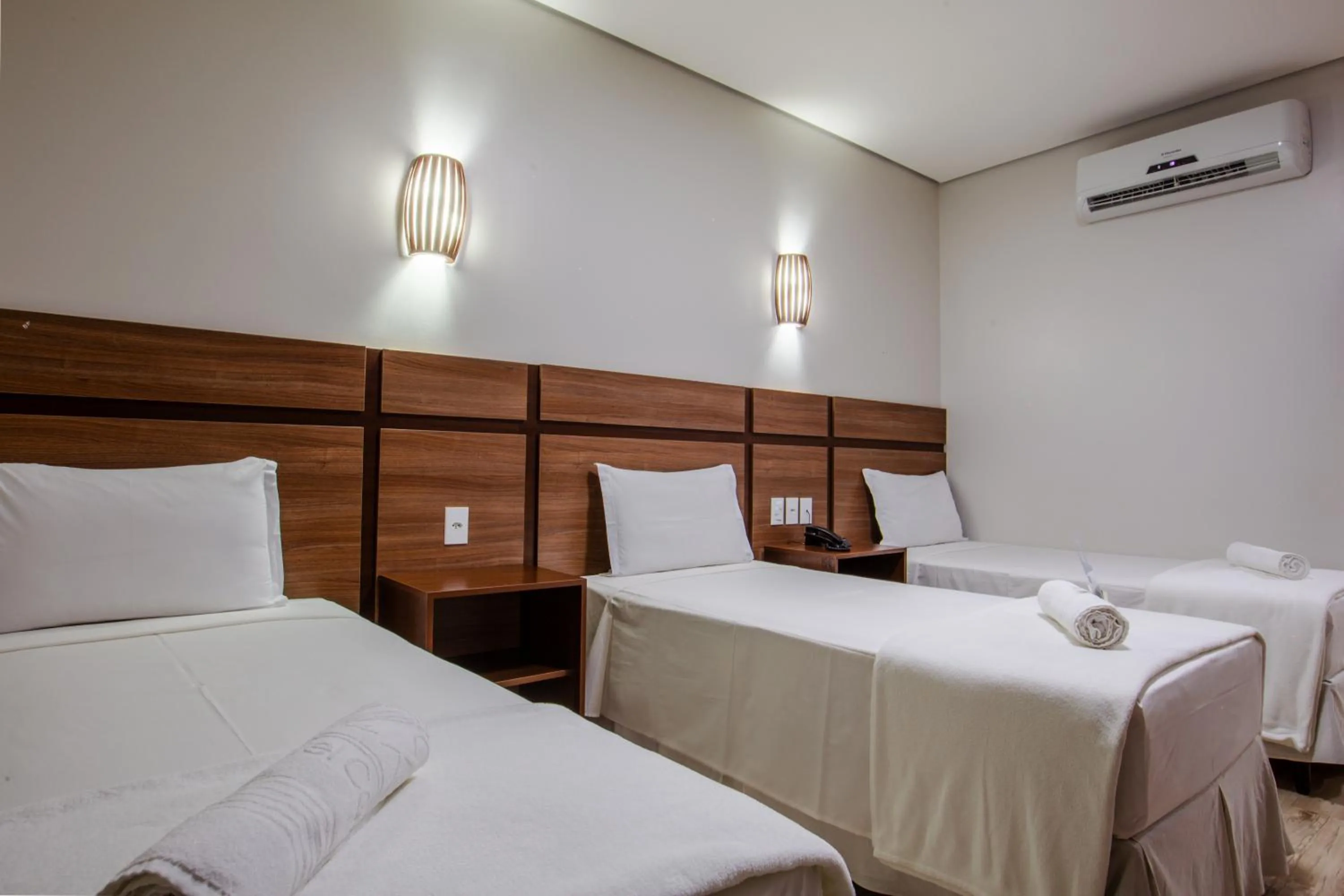 Bedroom, Bed in Rede Andrade Rio Branco