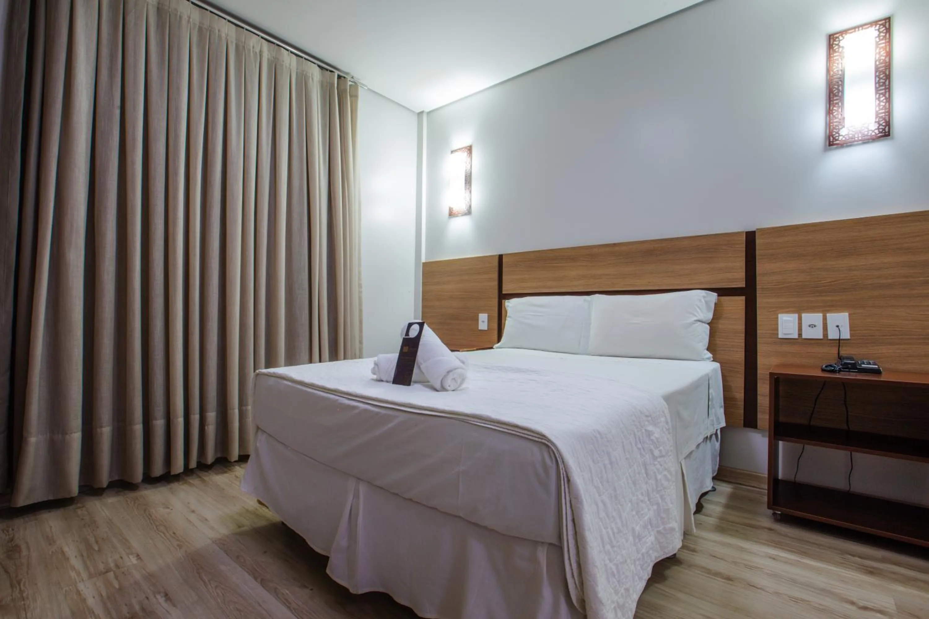 Bedroom, Bed in Rede Andrade Rio Branco