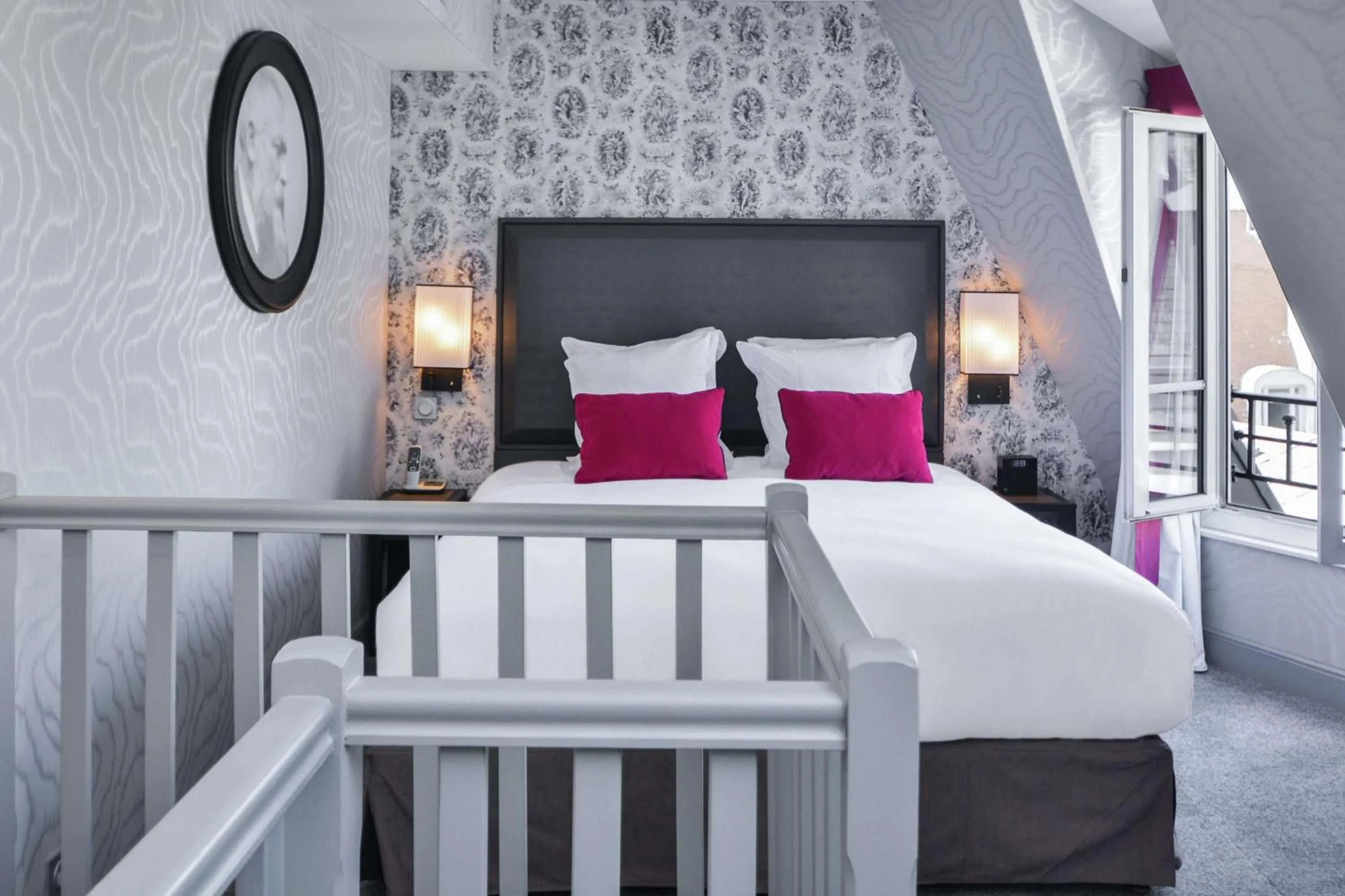 Bed in Maison Astor Paris, Curio Collection by Hilton