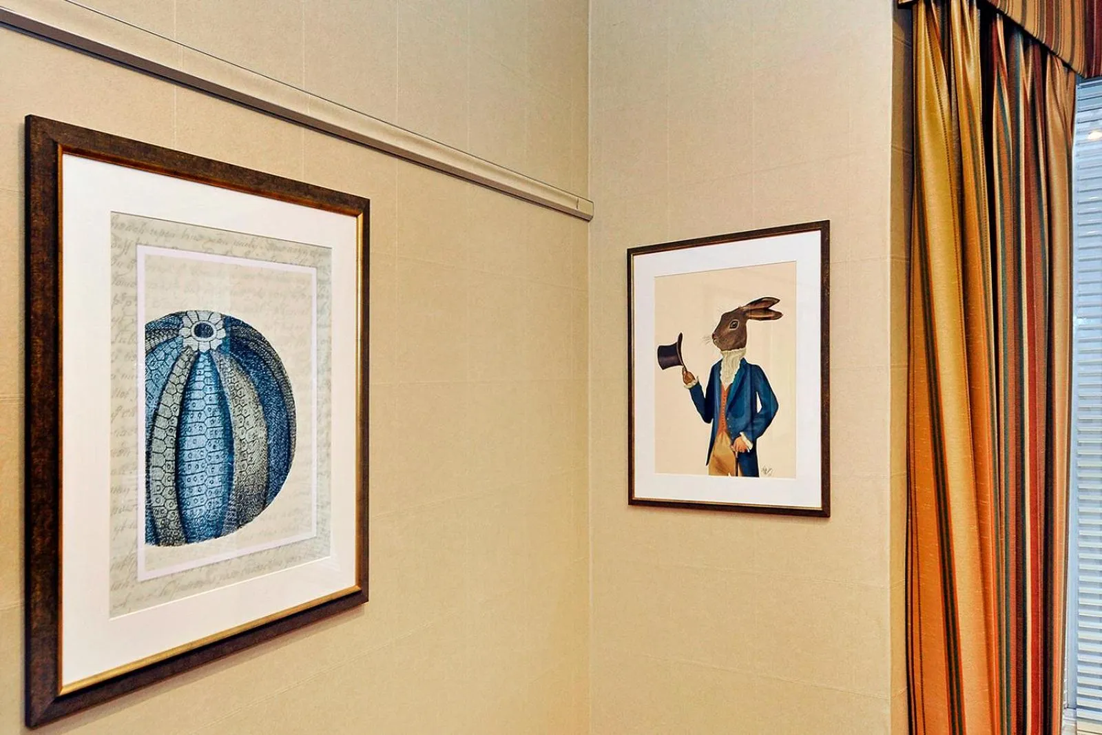 Decorative detail in Ardington Hotel