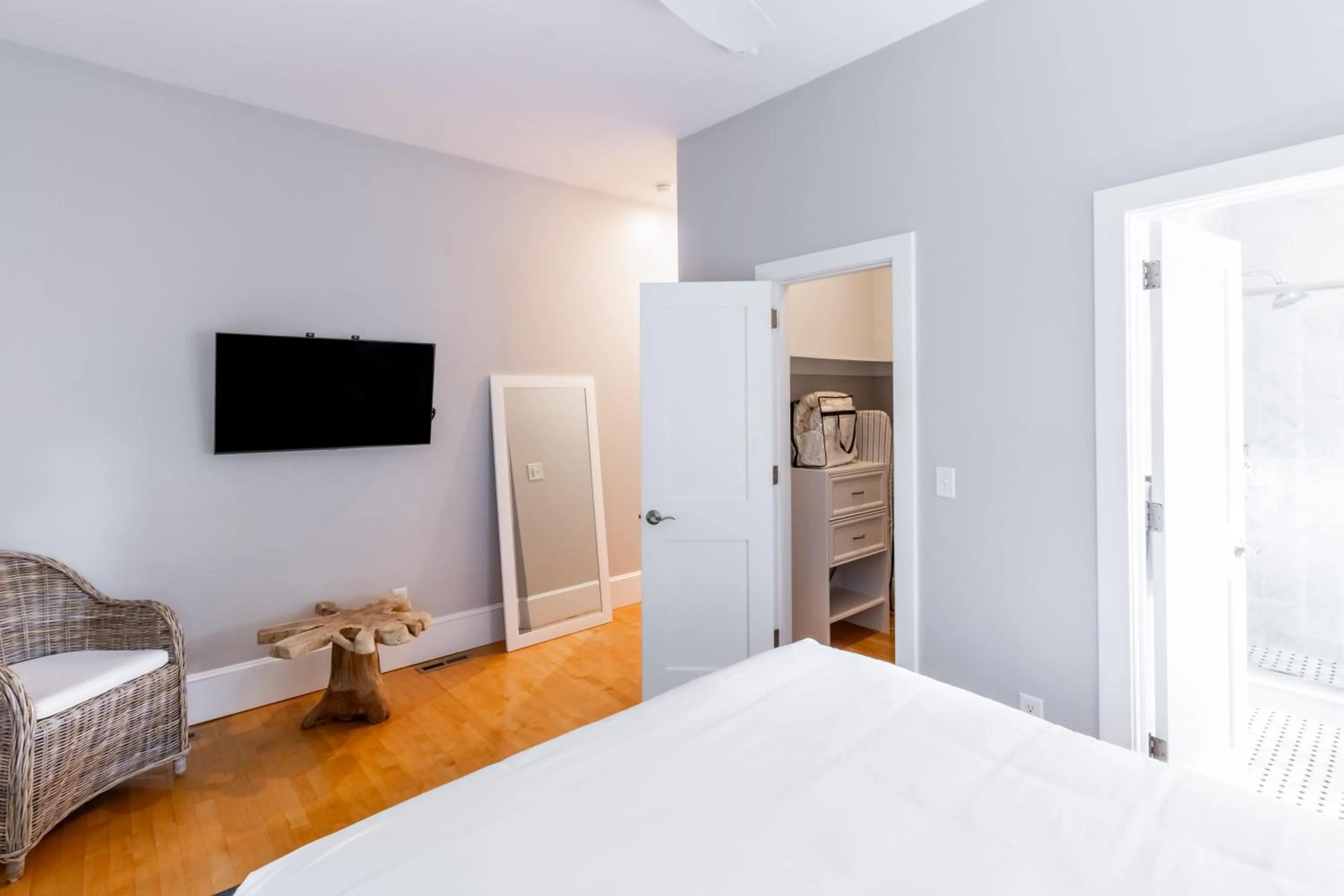 Bed in The Newport Lofts - 194 Thames Street