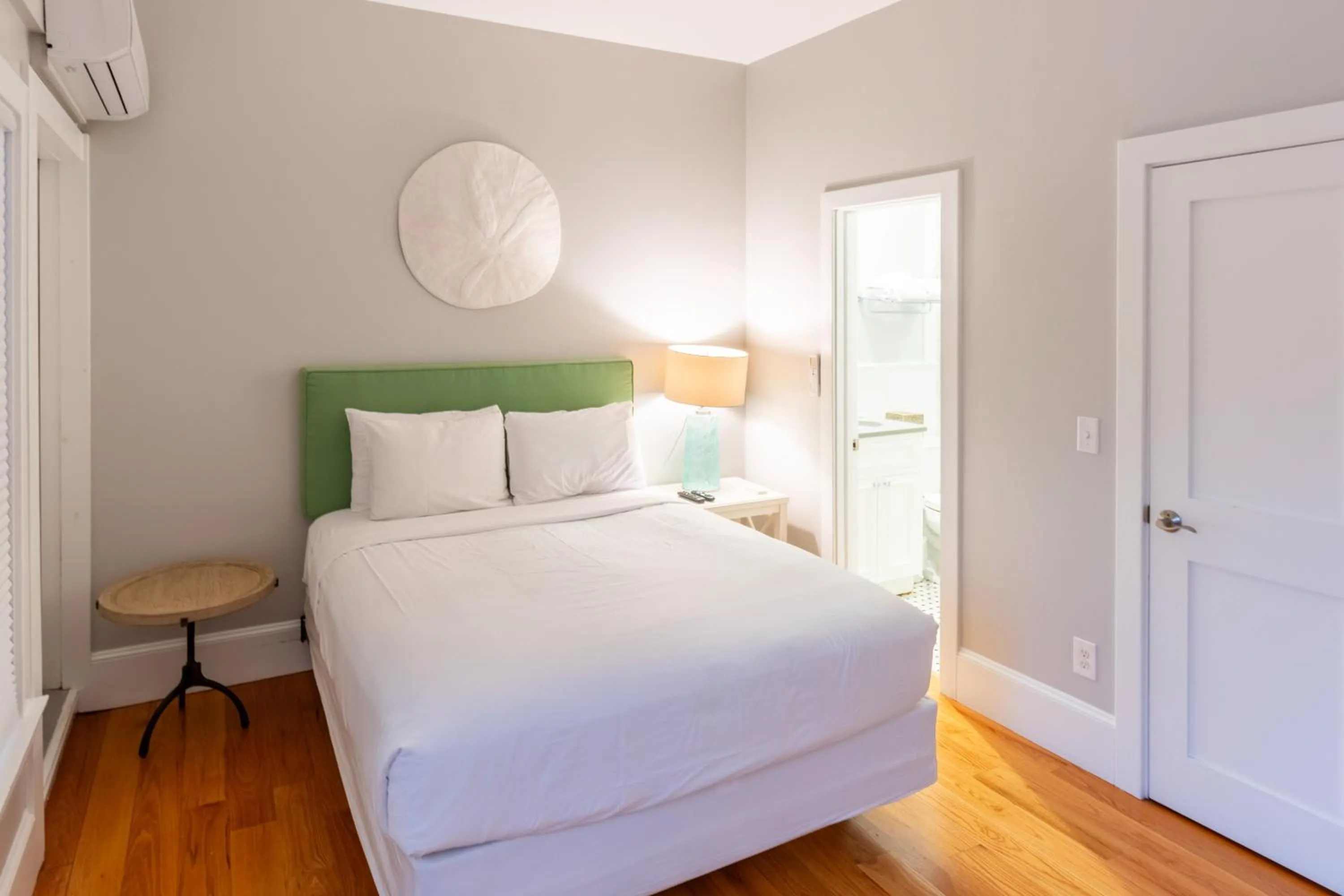 Bed in The Newport Lofts - 194 Thames Street