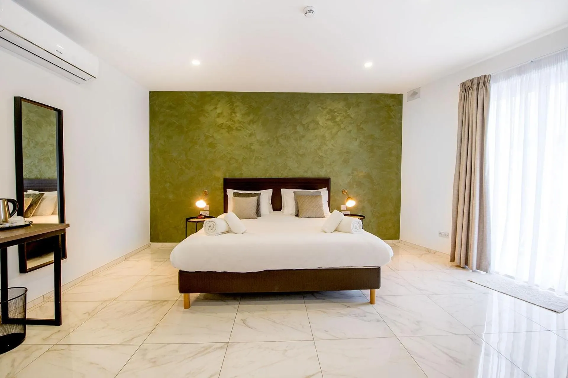 Photo of the whole room, Bed in South Wind Guesthouse