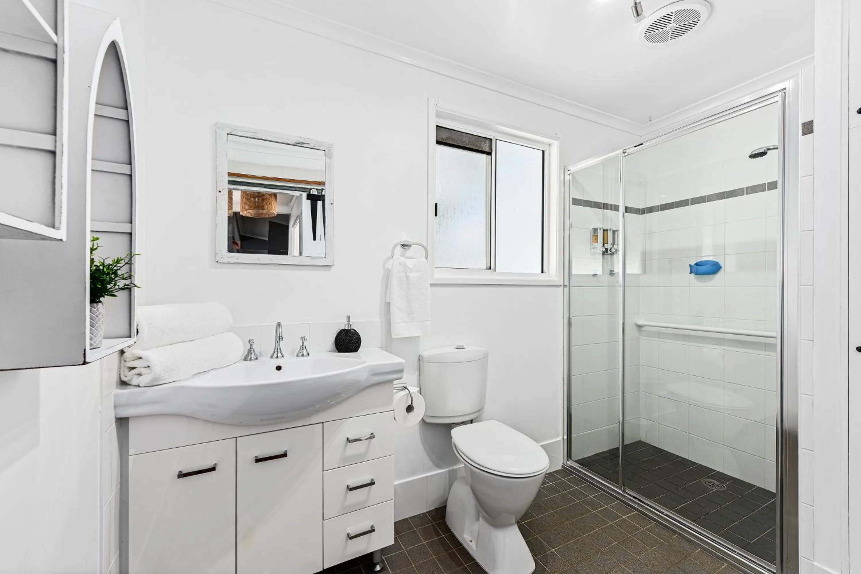 Bathroom in Flynns Beach Caravan Park