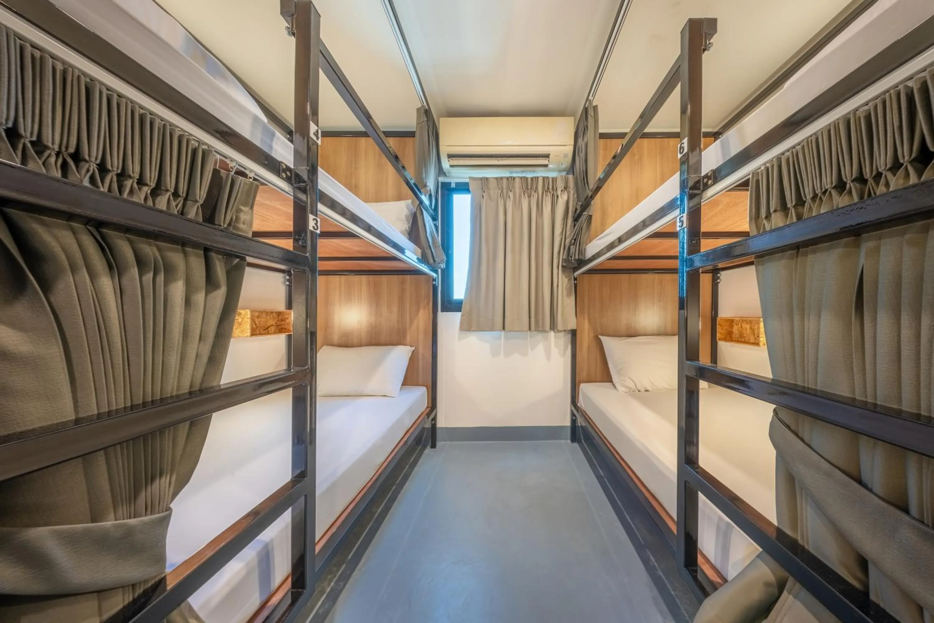 bunk bed, Bed in RALPH Bangkok