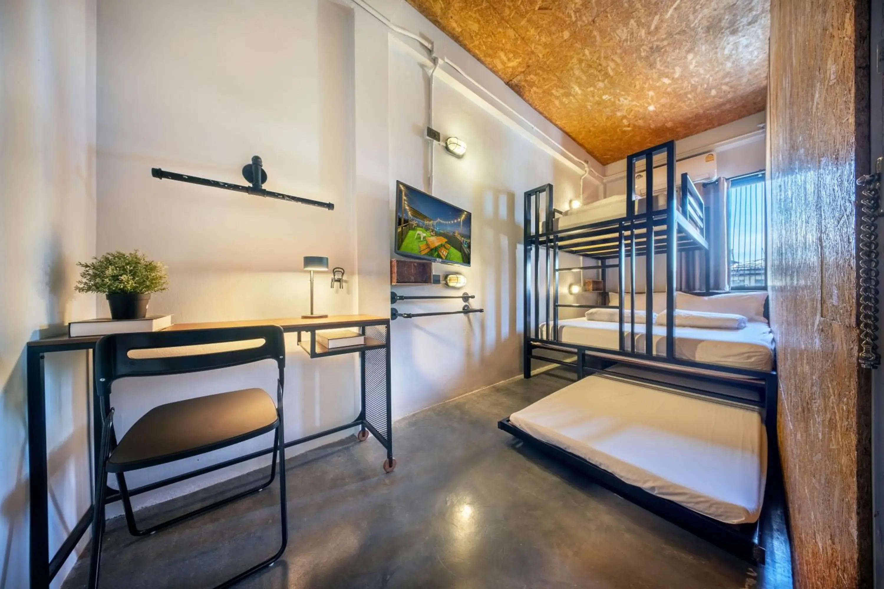 Family Room with Shared Bathroom in RALPH Bangkok Family Room with Shared Bathroom in RALPH Bangkok