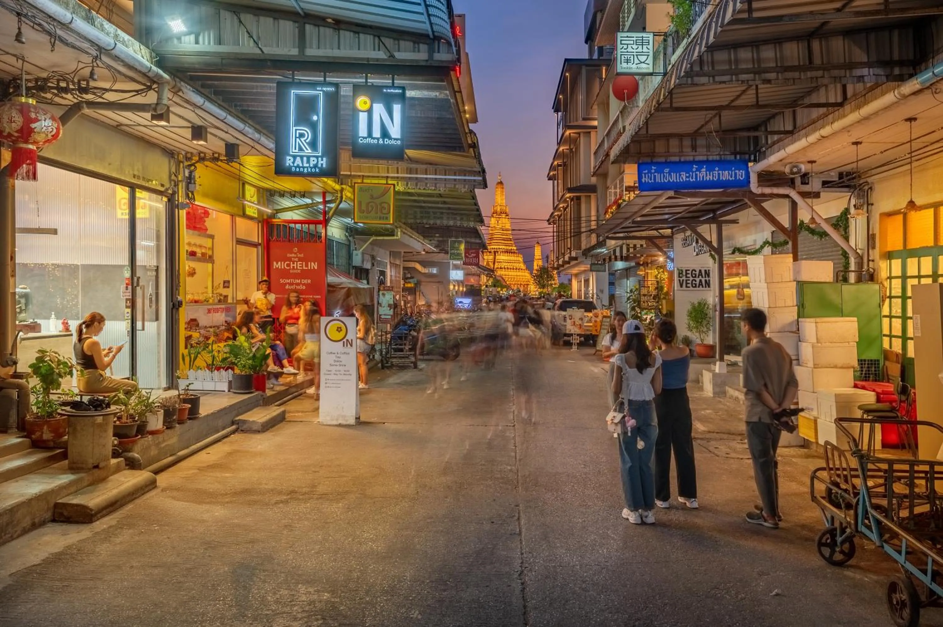 Night in RALPH Bangkok