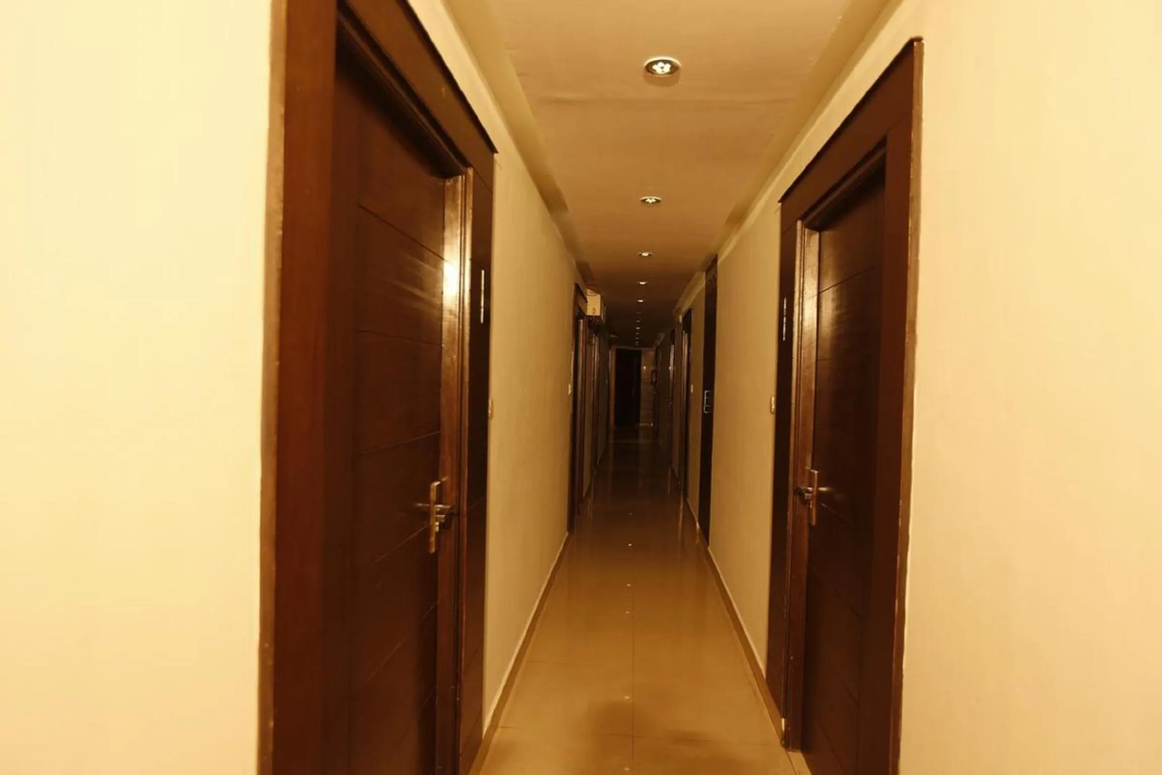 Area and facilities in Orion Residency Hotel Near Chennai Central Railway Station