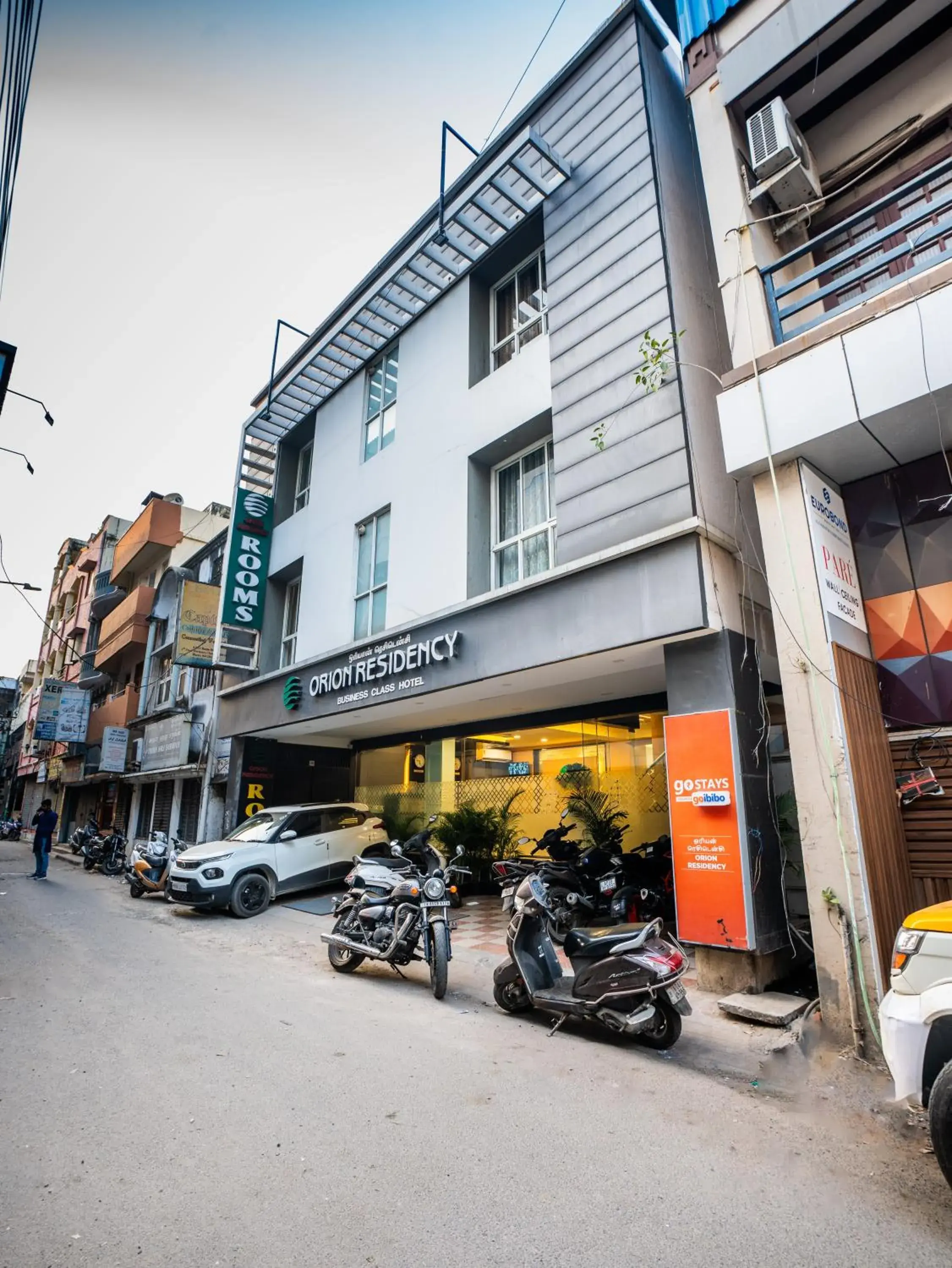 Property building in Orion Residency Hotel Near Chennai Central Railway Station Property building in Orion Residency Hotel Near Chennai Central Railway Station