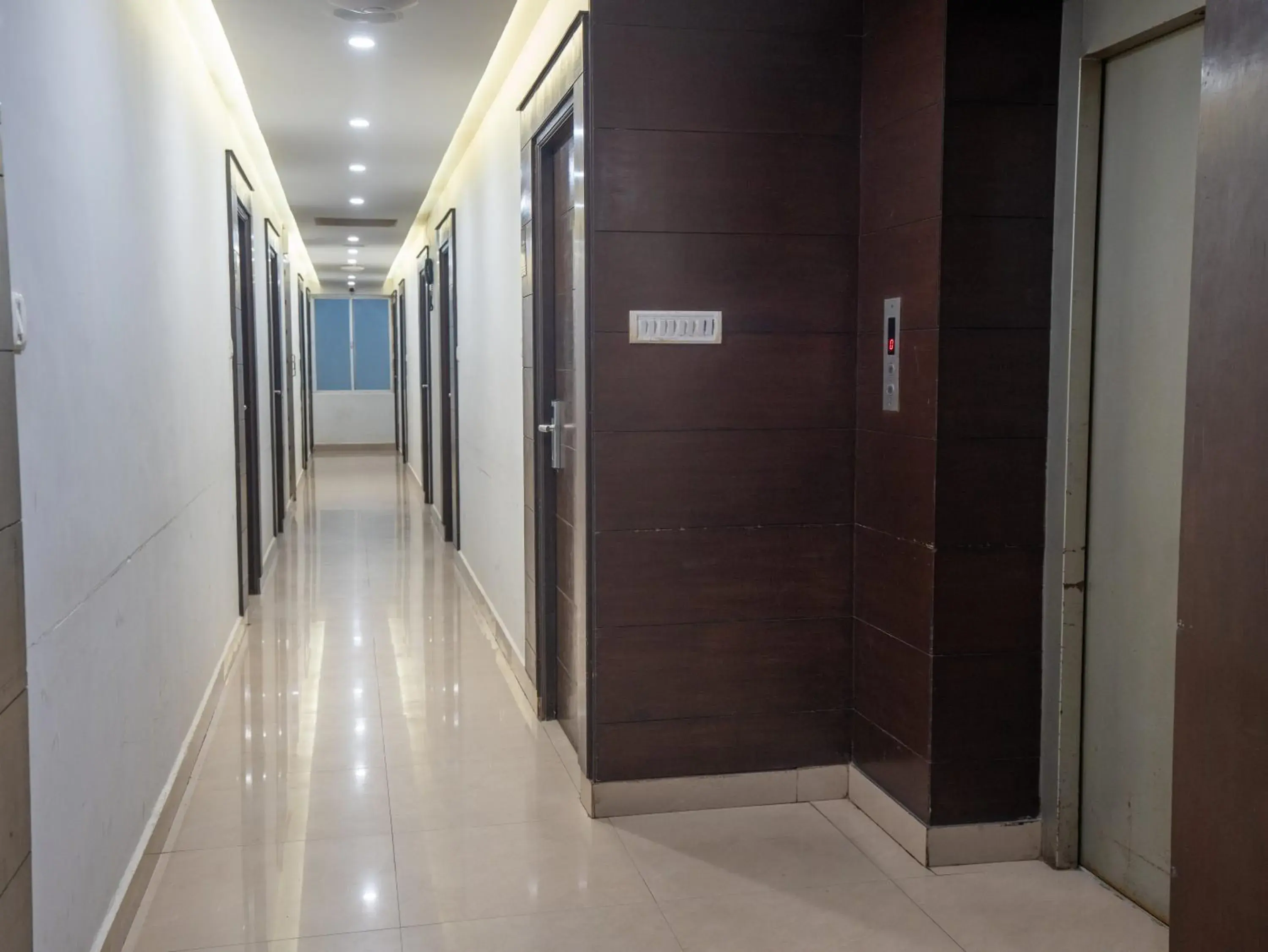 Property building in Orion Residency Hotel Near Chennai Central Railway Station Property building in Orion Residency Hotel Near Chennai Central Railway Station