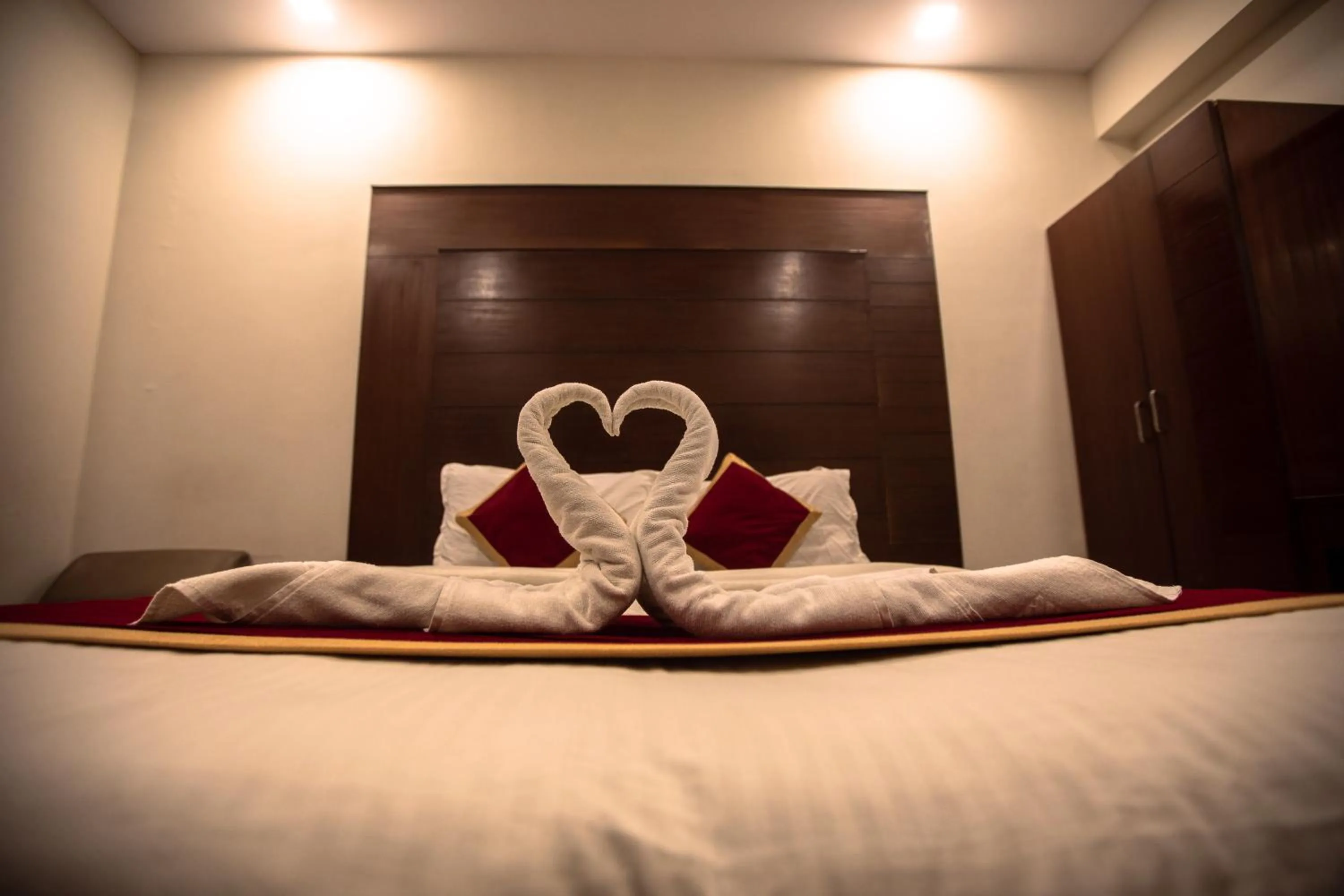 Bedroom, Bed in Orion Residency Hotel Near Chennai Central Railway Station