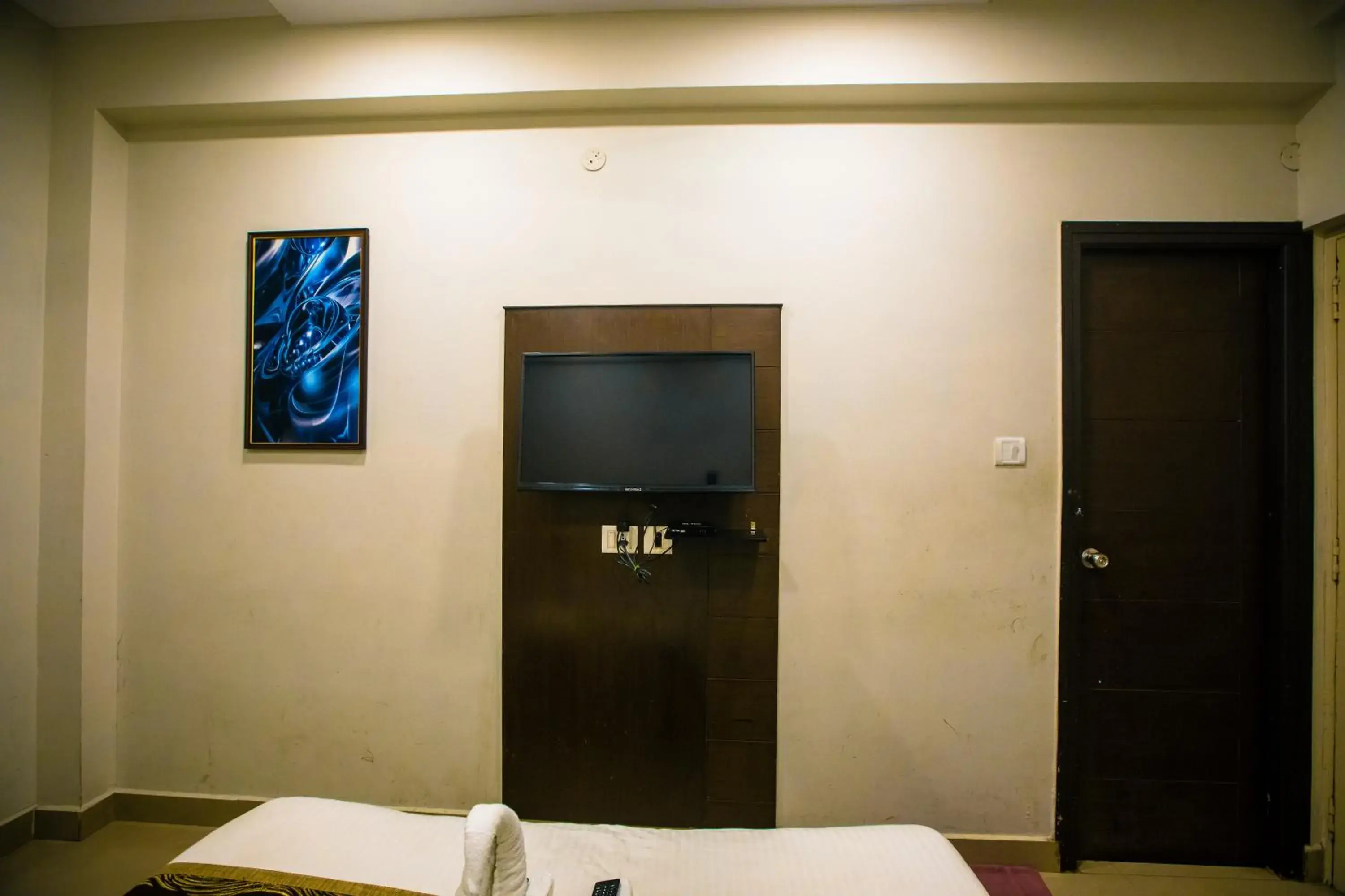 Bed in Orion Residency Hotel Near Chennai Central Railway Station Bed in Orion Residency Hotel Near Chennai Central Railway Station