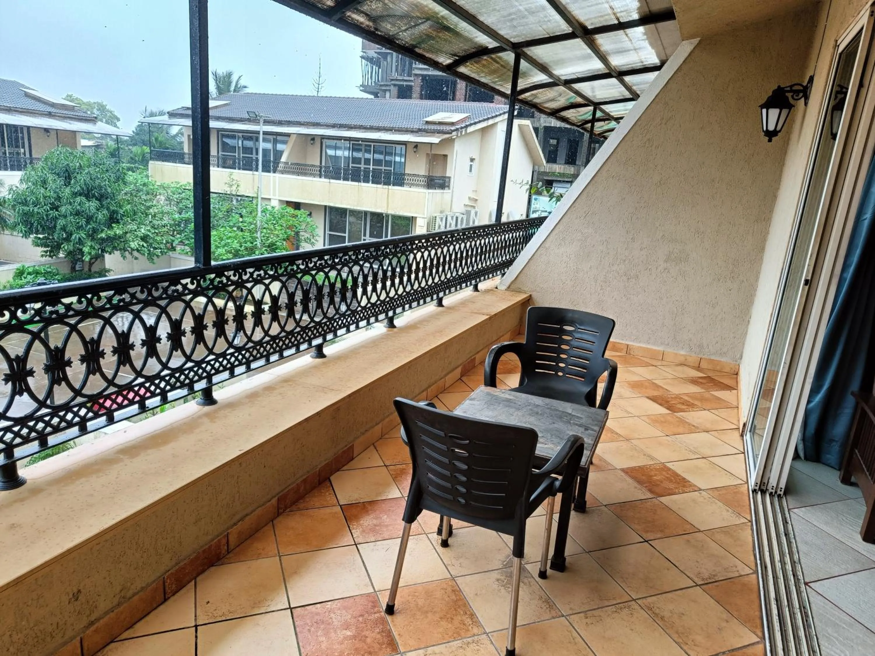 Misty Meadows, Lonavala