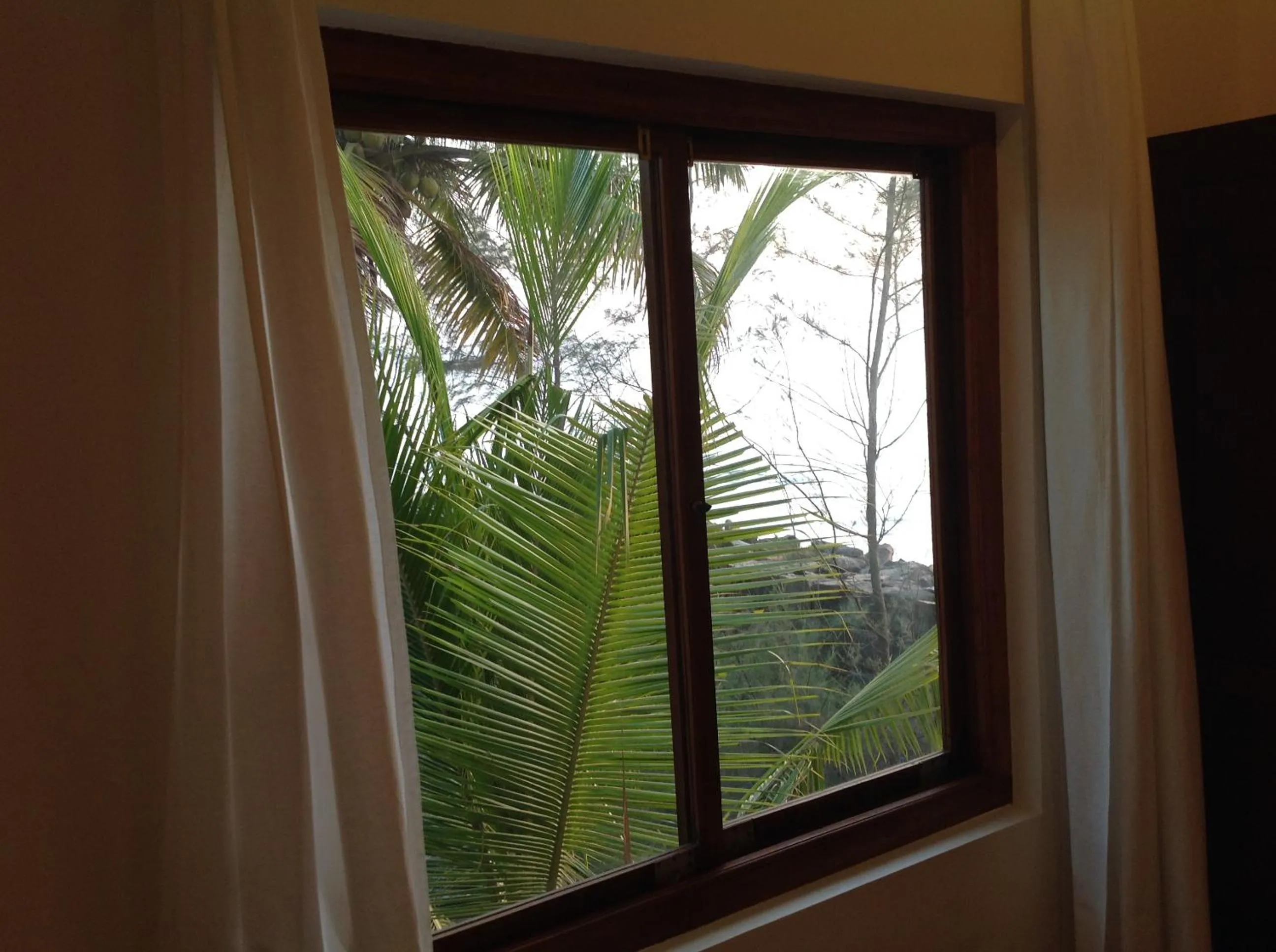 Double or Twin Room with Side Sea View in Cherai Onetree Retreat
