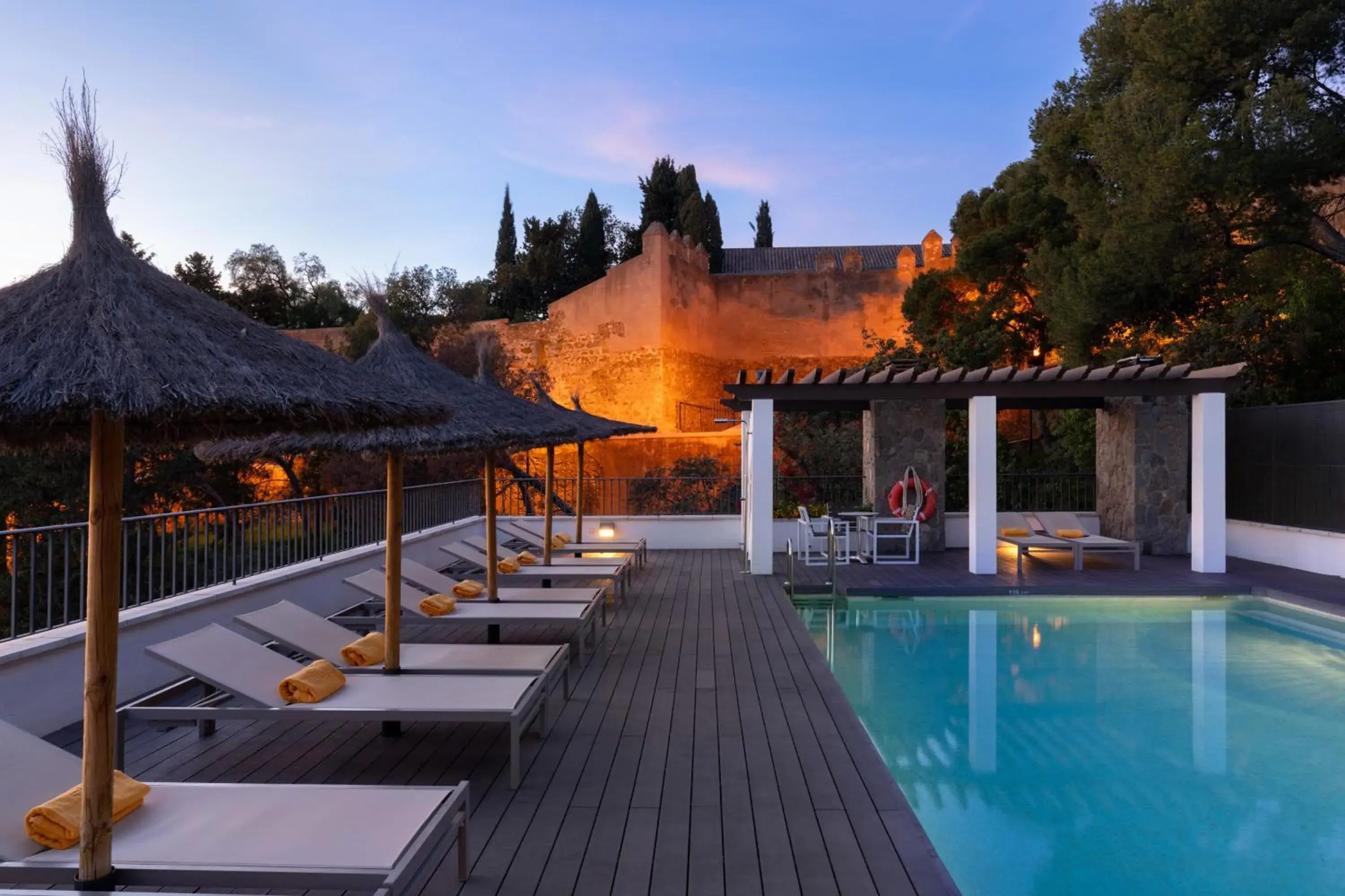 Swimming pool in Parador de Málaga Gibralfaro Swimming pool in Parador de Málaga Gibralfaro