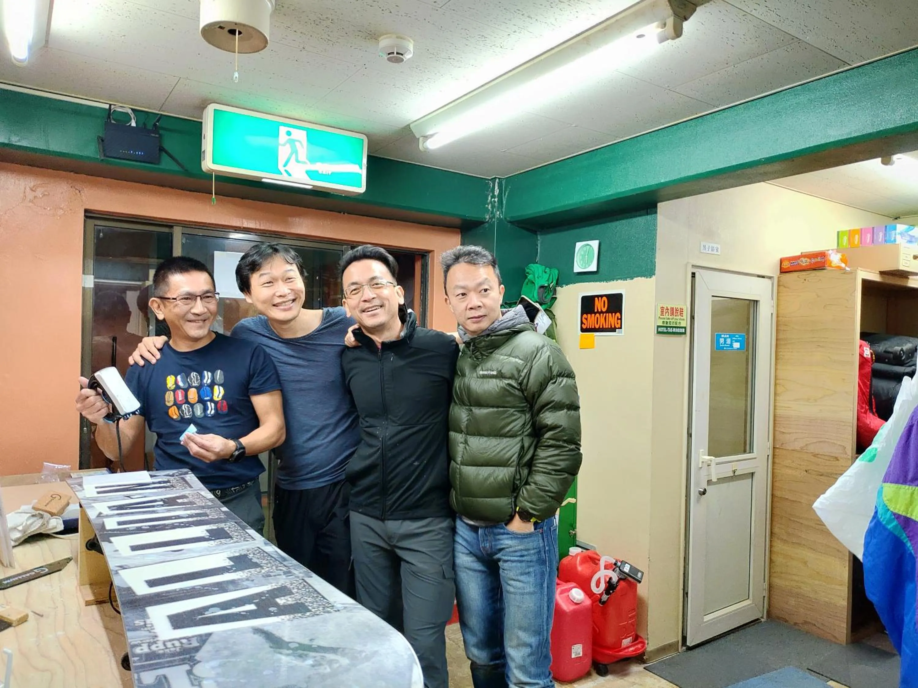 People in Hotel Tae Windsor