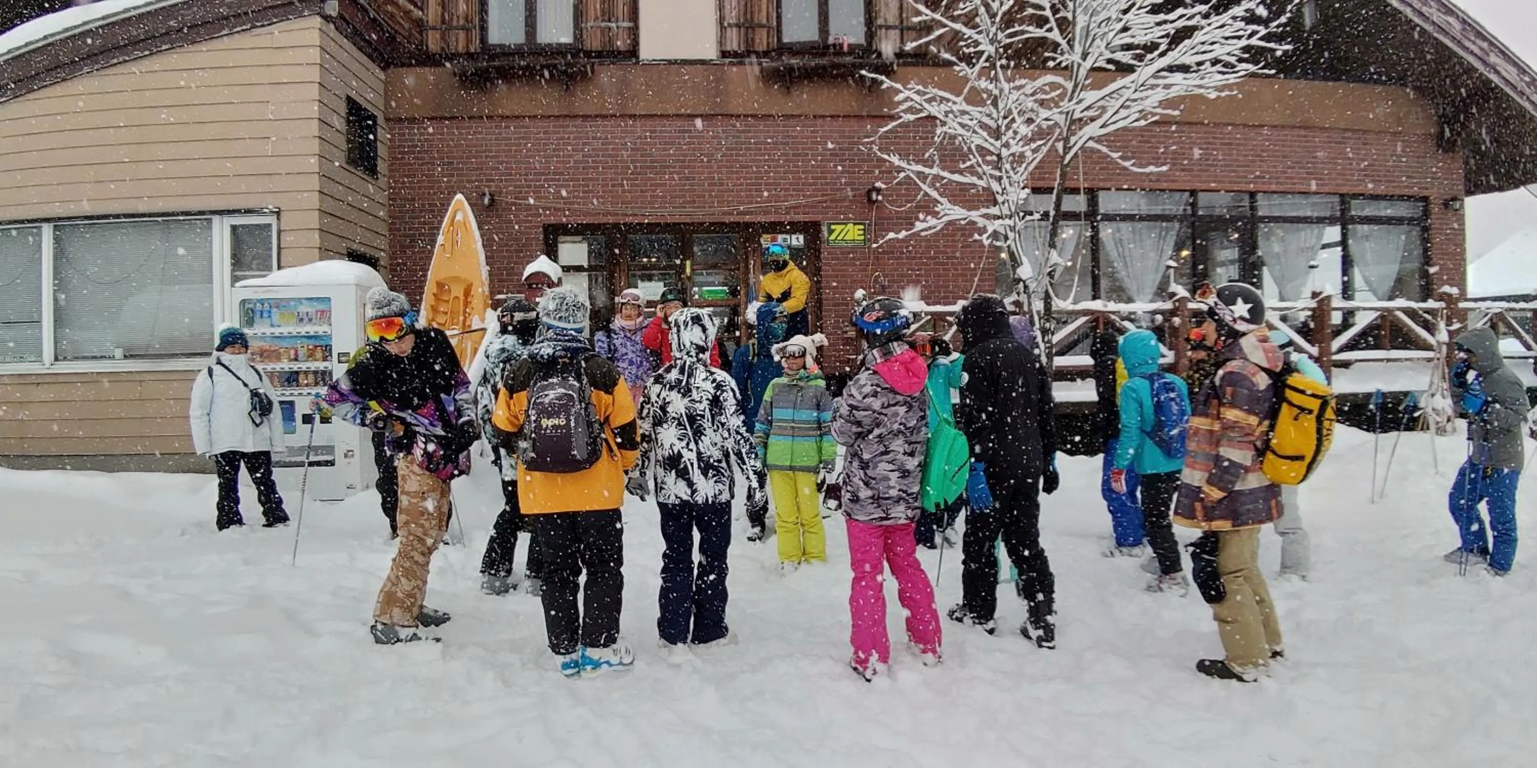 People in Hotel Tae Windsor