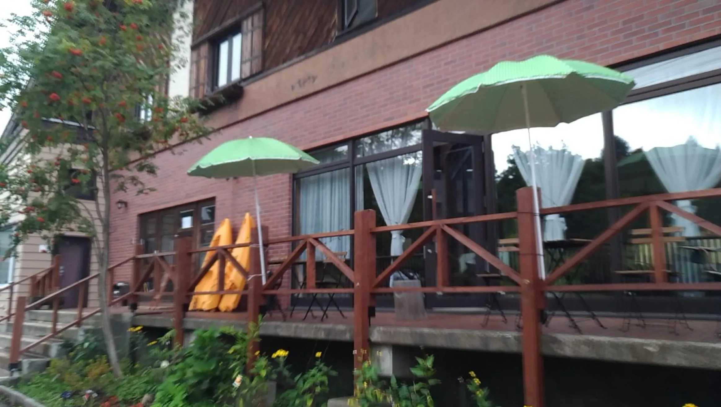 Patio in Hotel Tae Windsor