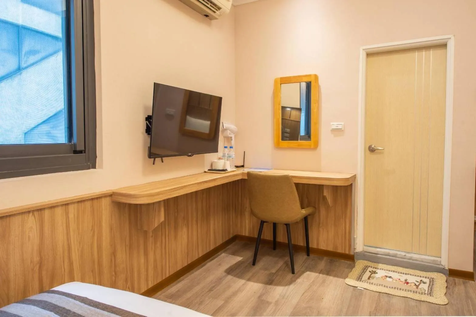 TV and multimedia in Shan Shui Hostel