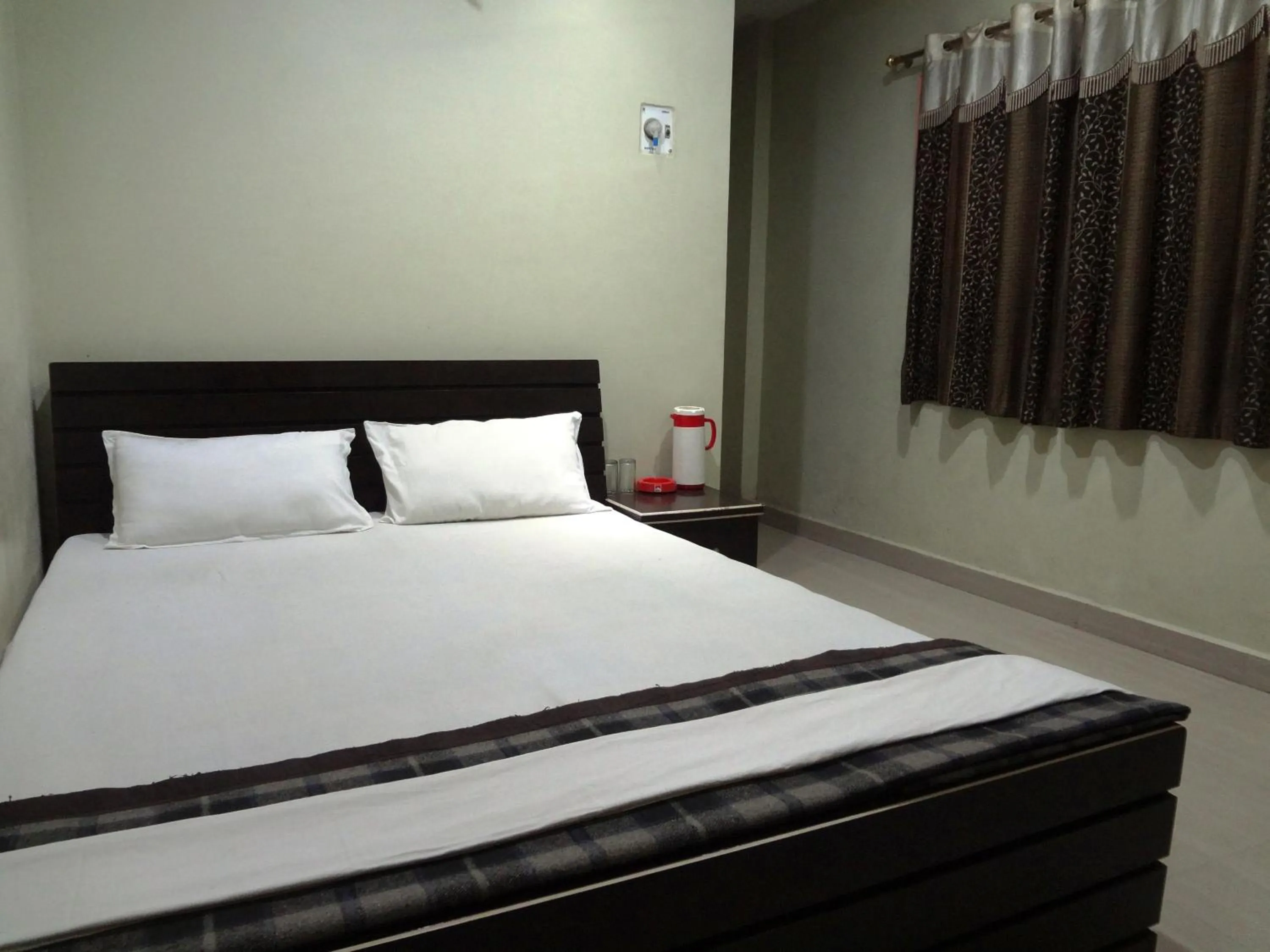 Bed in Hotel Parvati Palace Sehore