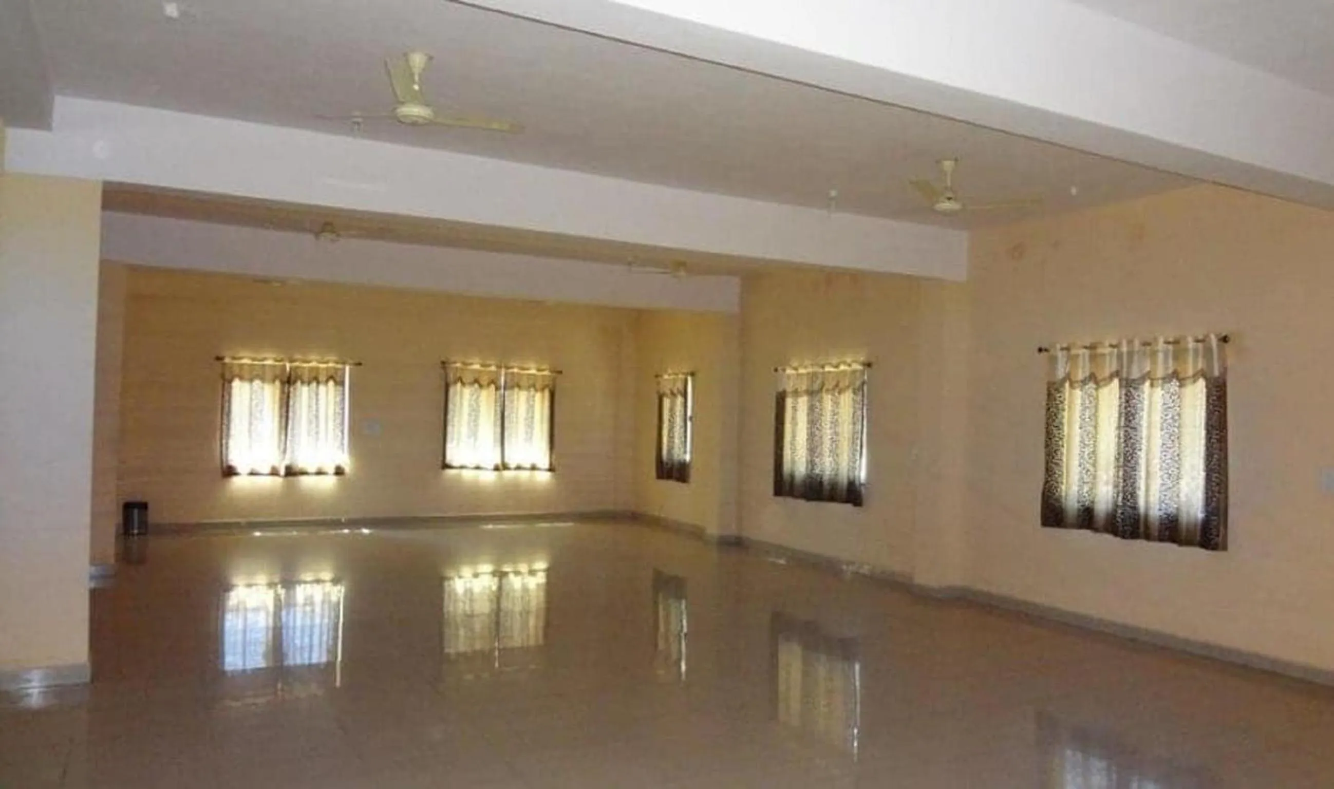 Banquet/Function facilities in Hotel Parvati Palace Sehore