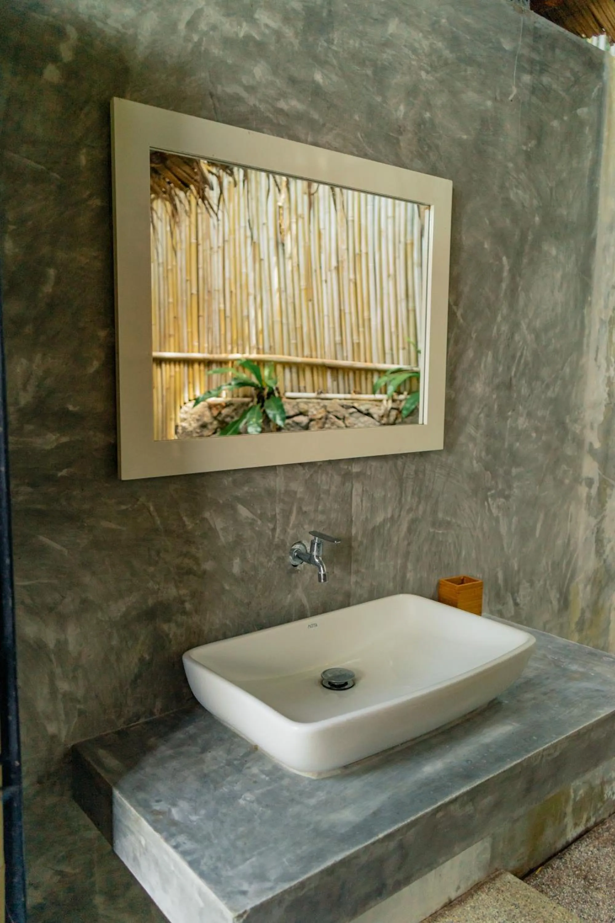 Bathroom in Baan Talay Resort & Yoga