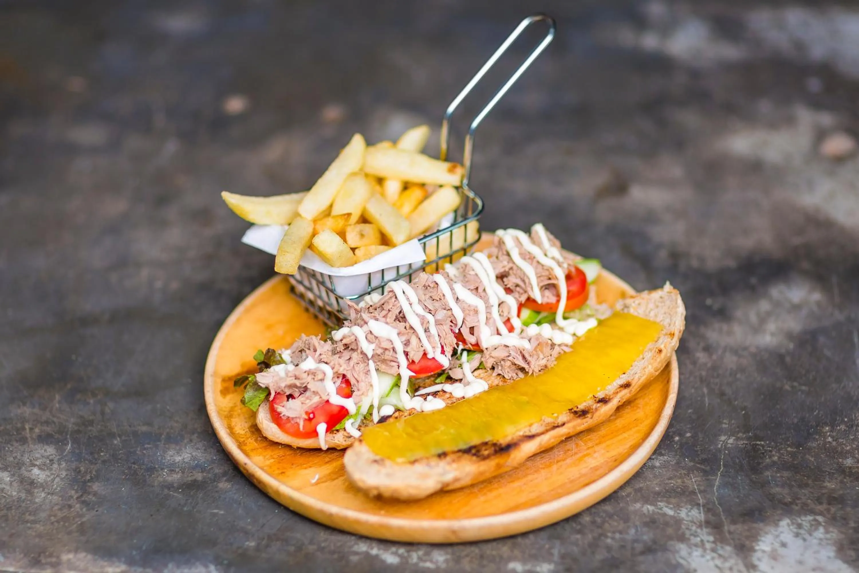 Restaurant/places to eat in New Heaven Dive School and Resort