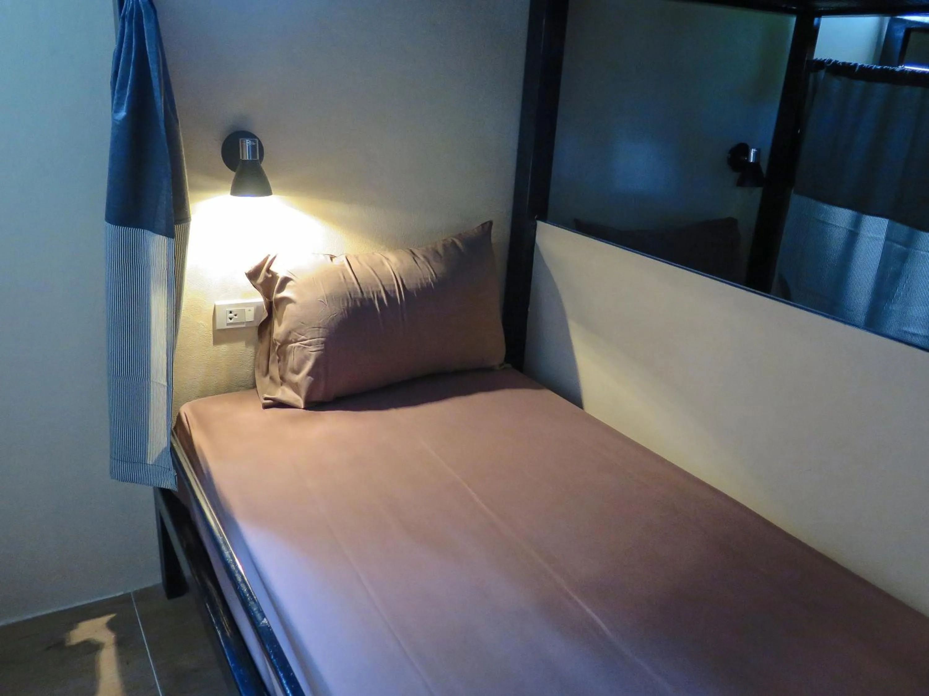 bunk bed in New Heaven Dive School and Resort