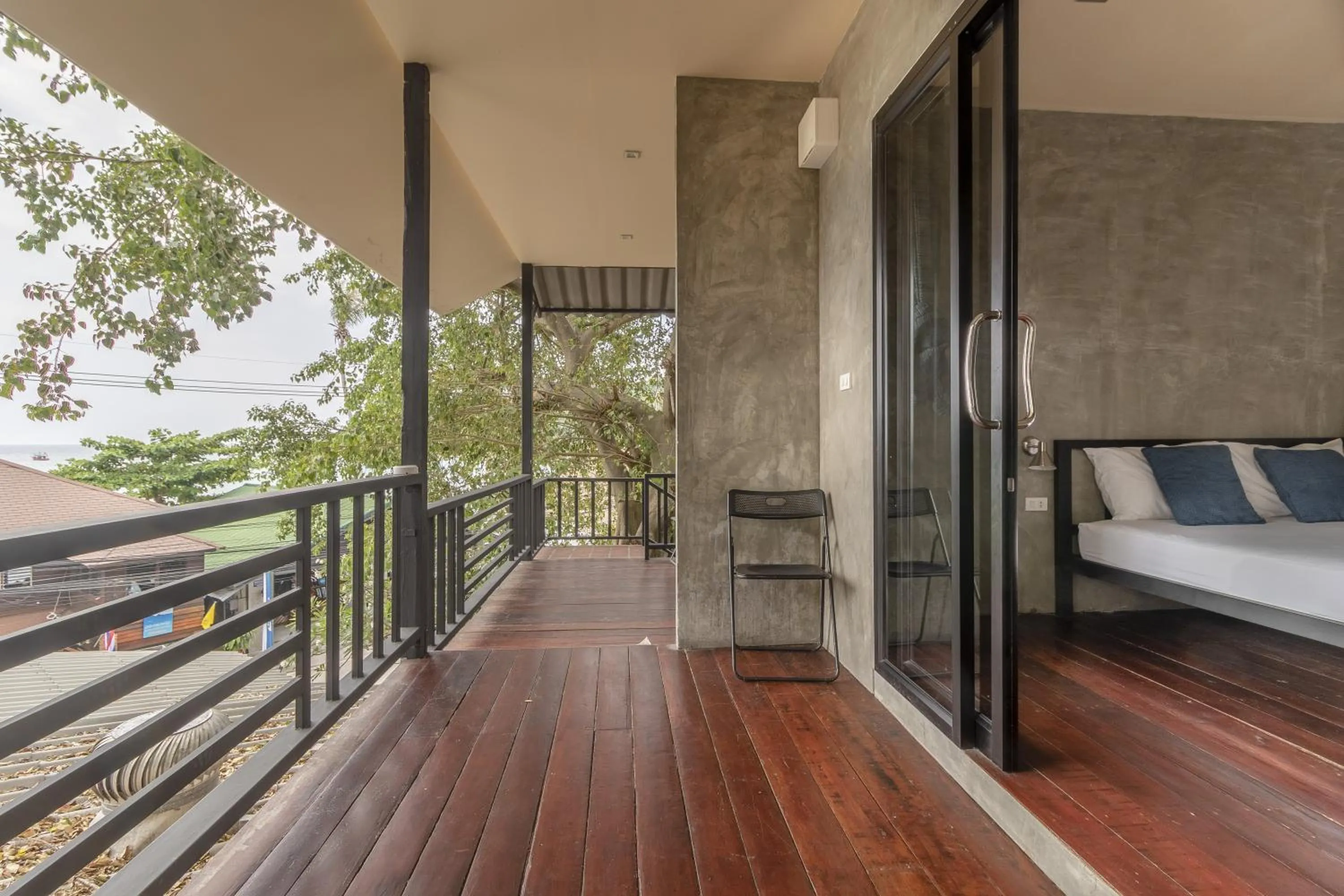 Patio in New Heaven Dive School and Resort