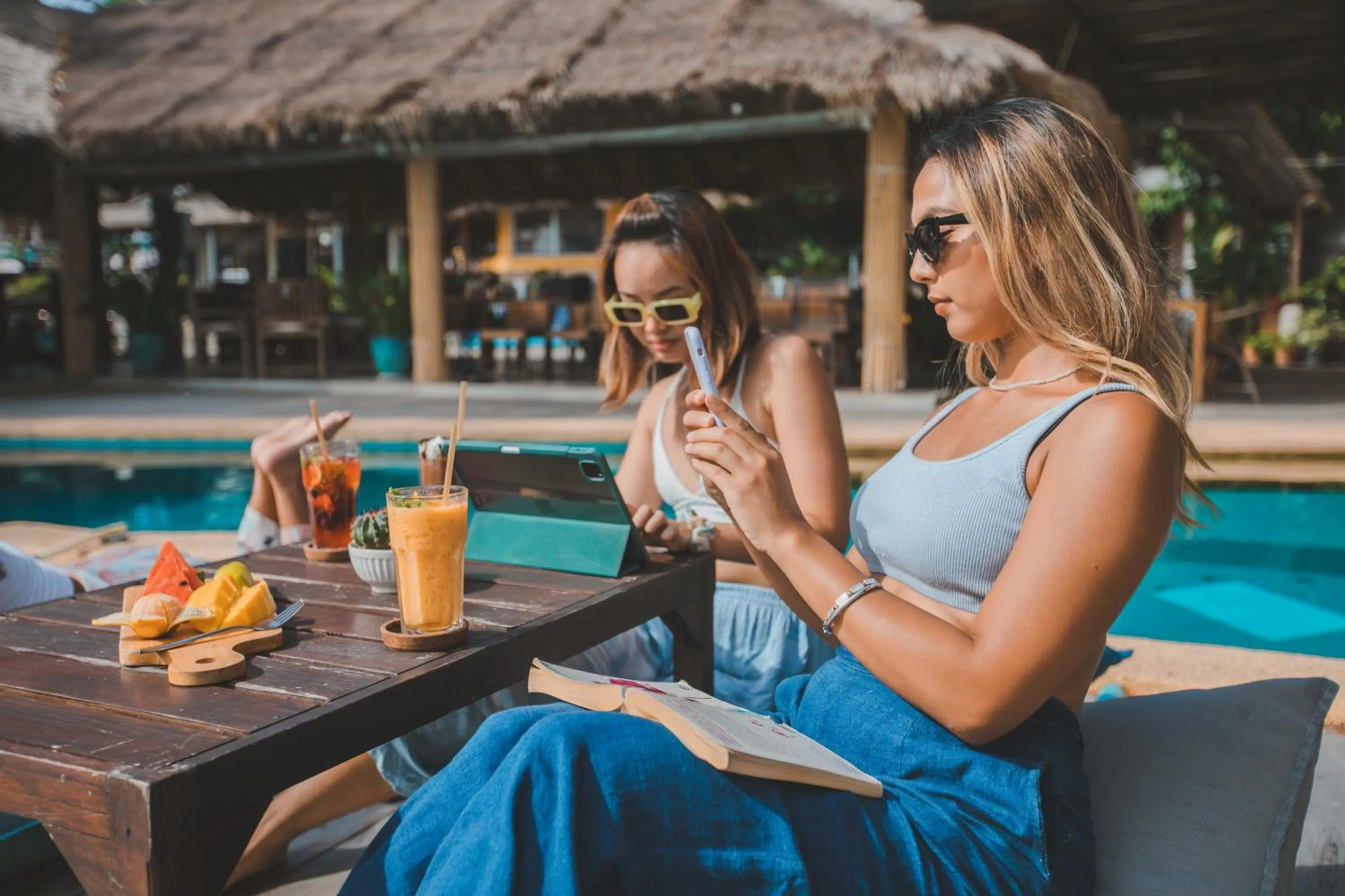 Restaurant/places to eat in New Heaven Dive School and Resort