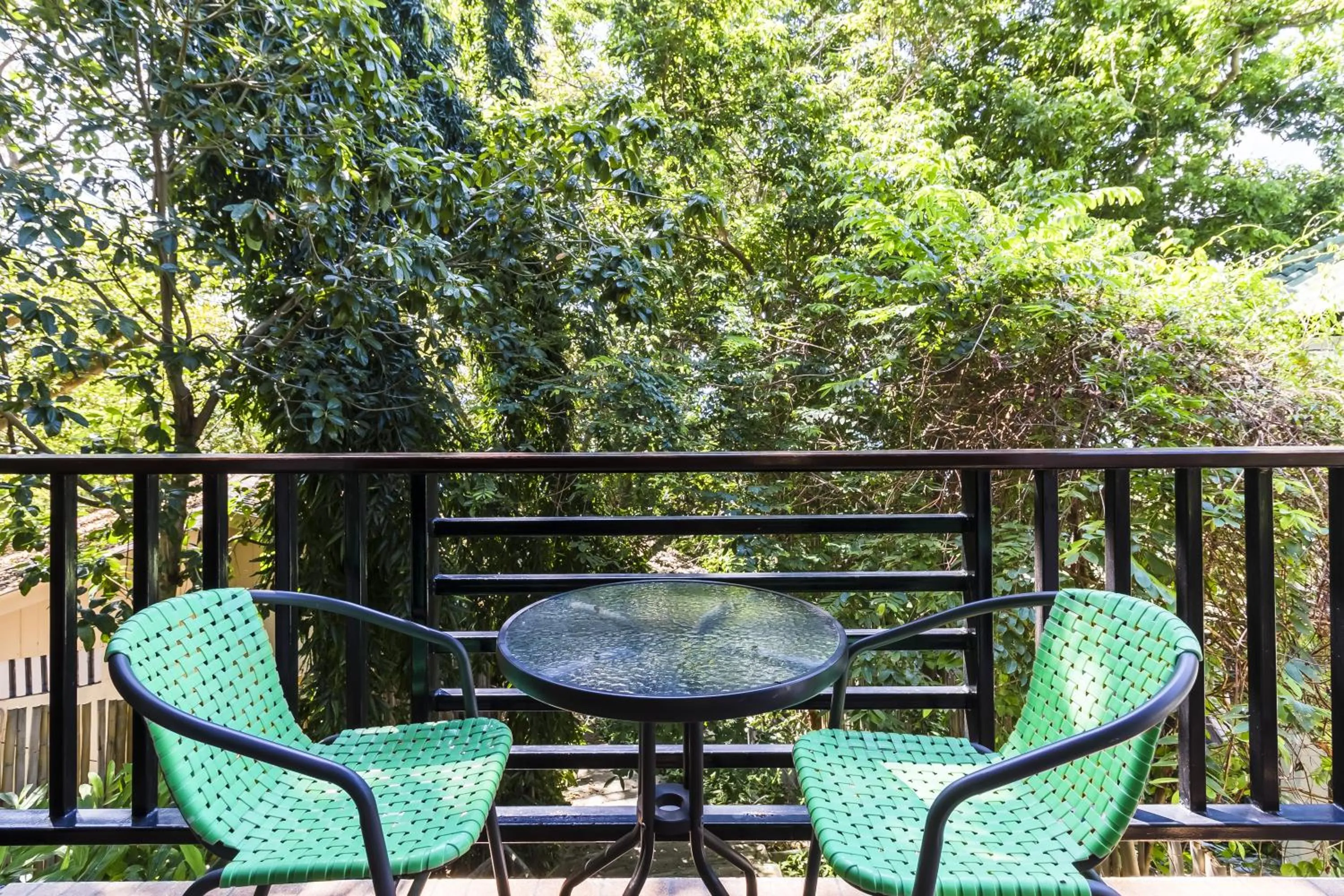 New Heaven Dive School and Resort