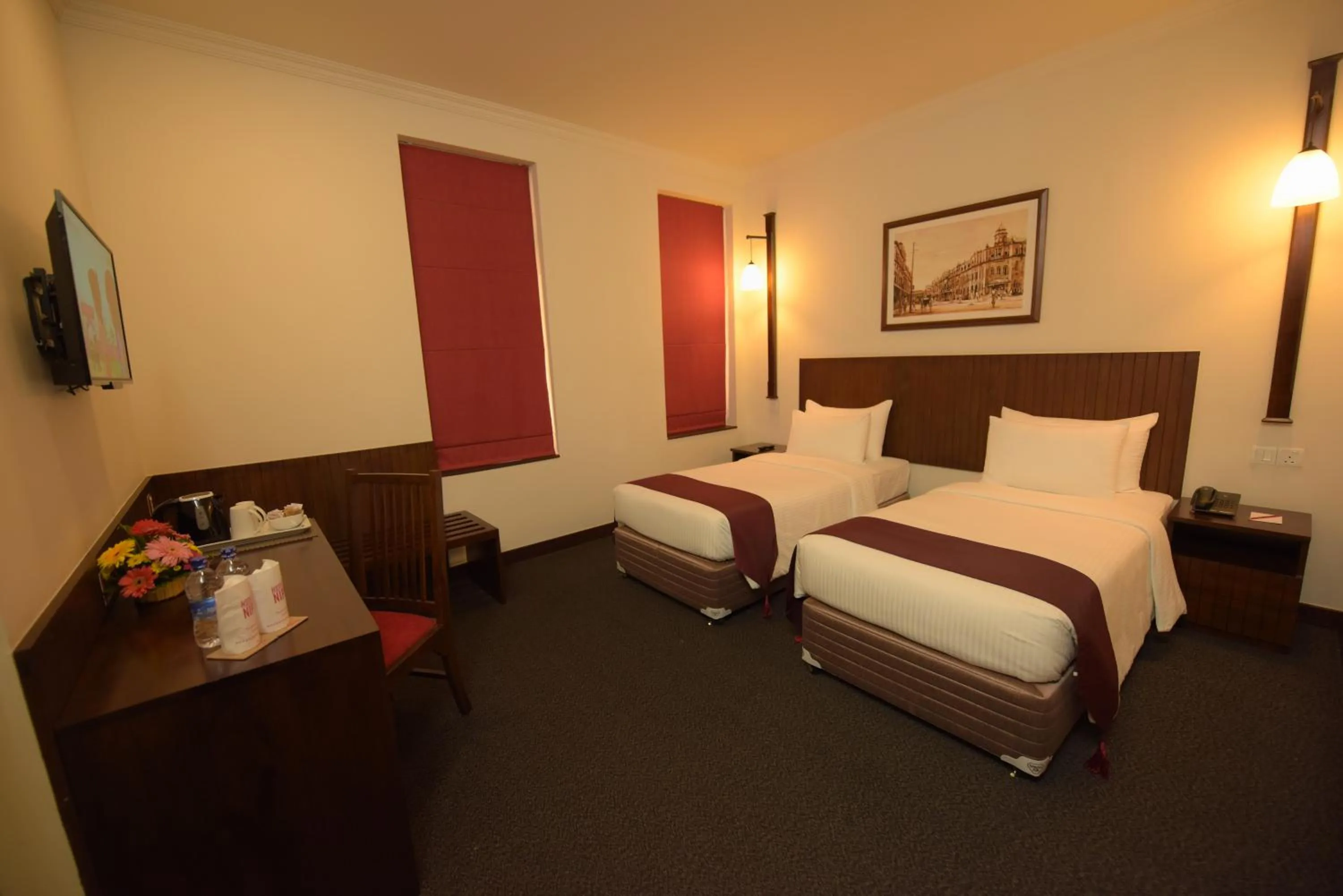 Bedroom, Bed in Hotel Nippon Colombo