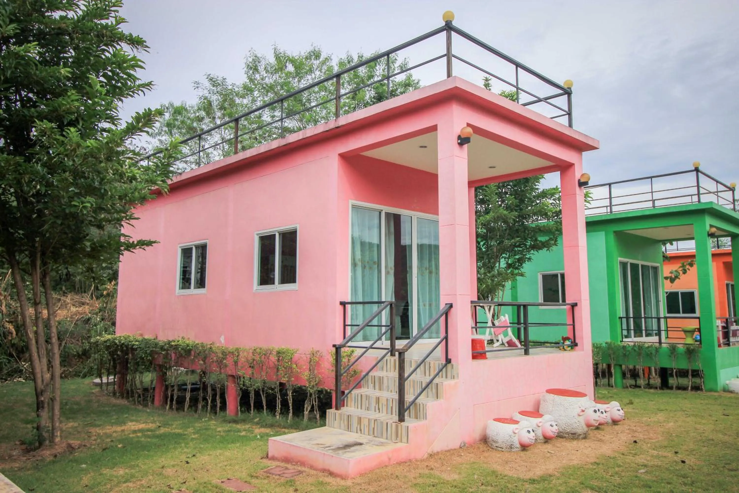 On site in Tanihill Resort