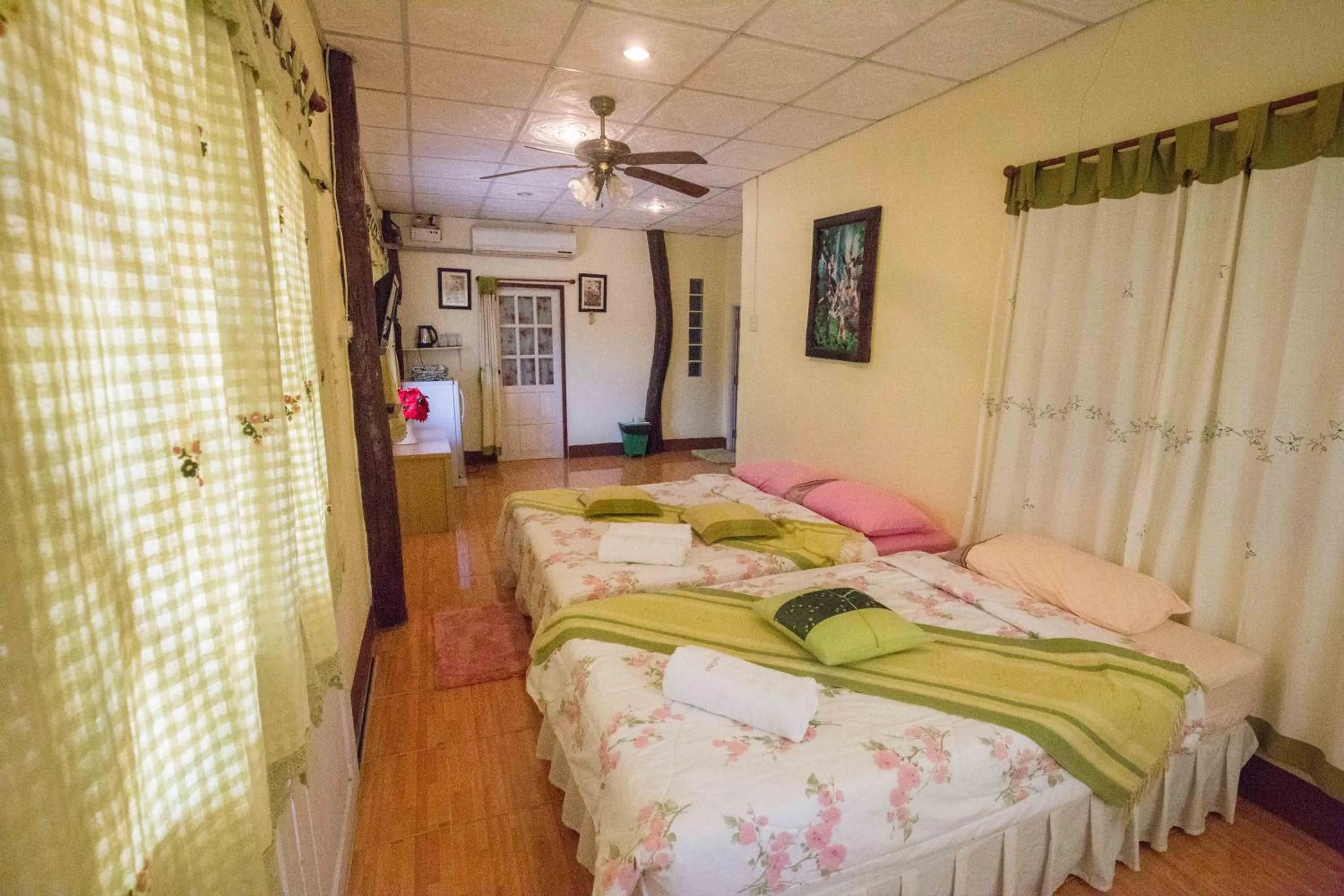 Bed in Tanihill Resort