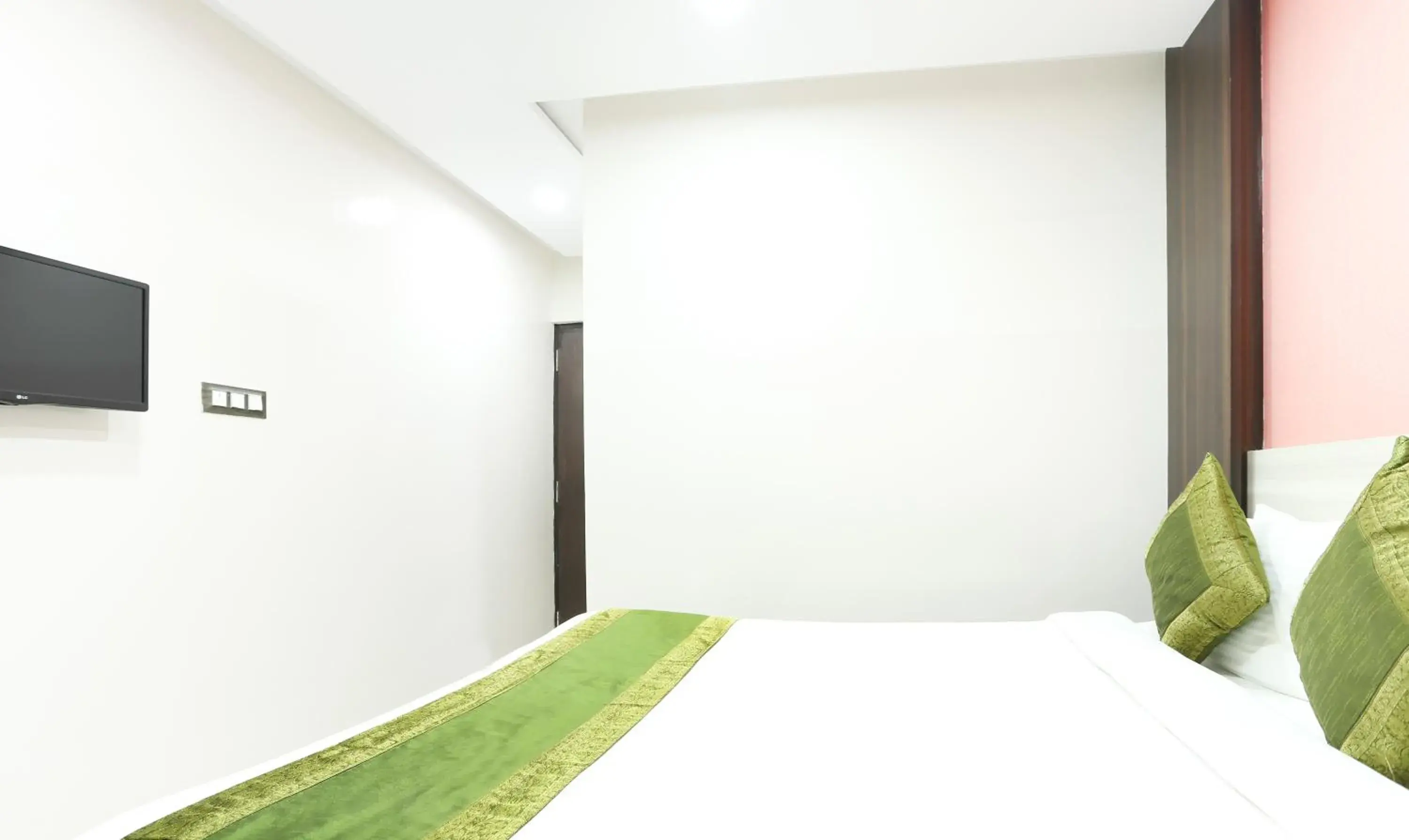 Bed in Hotel Habitat Comforts Bed in Hotel Habitat Comforts