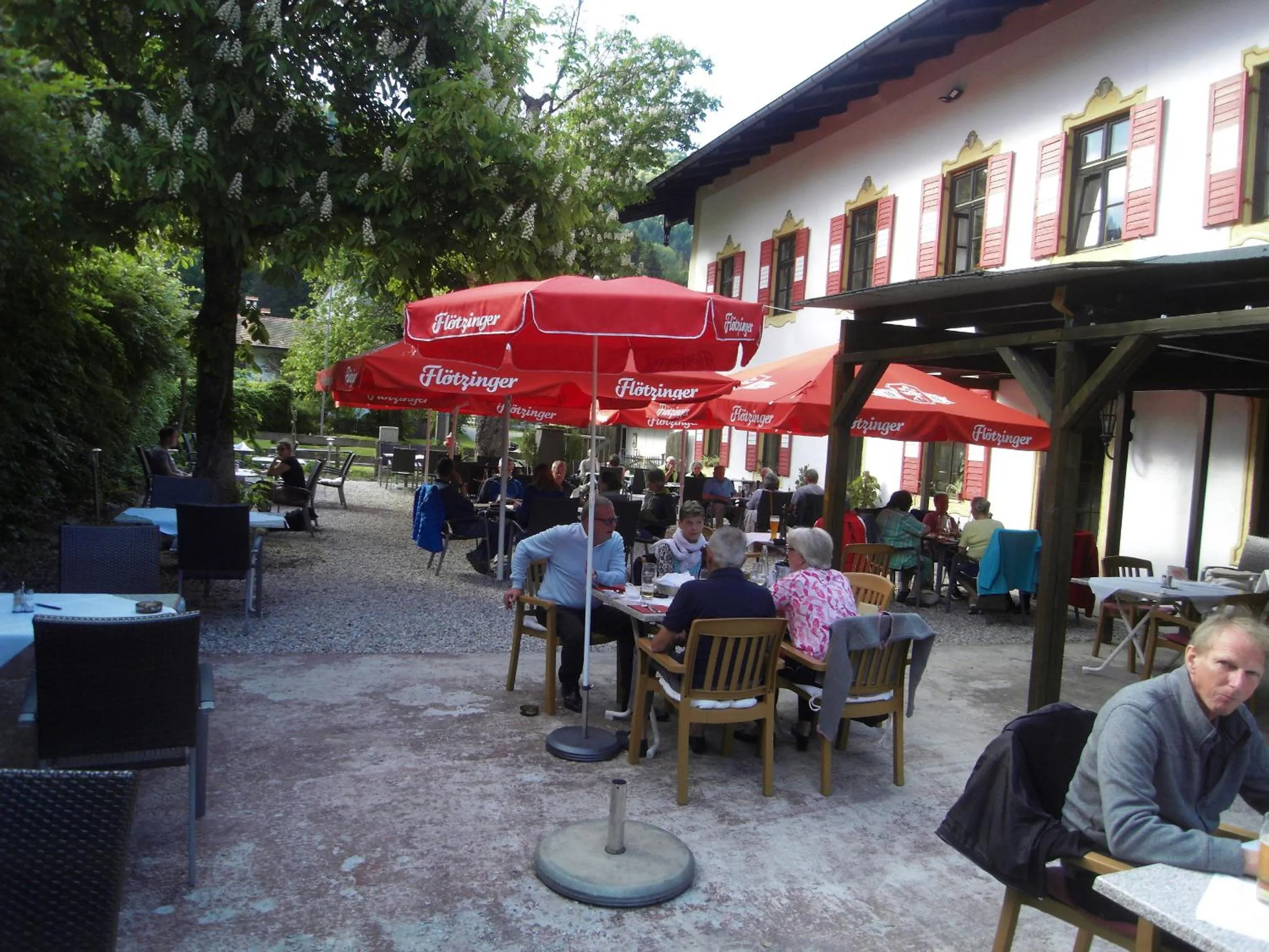 Restaurant/places to eat in Posthotel Sachrang