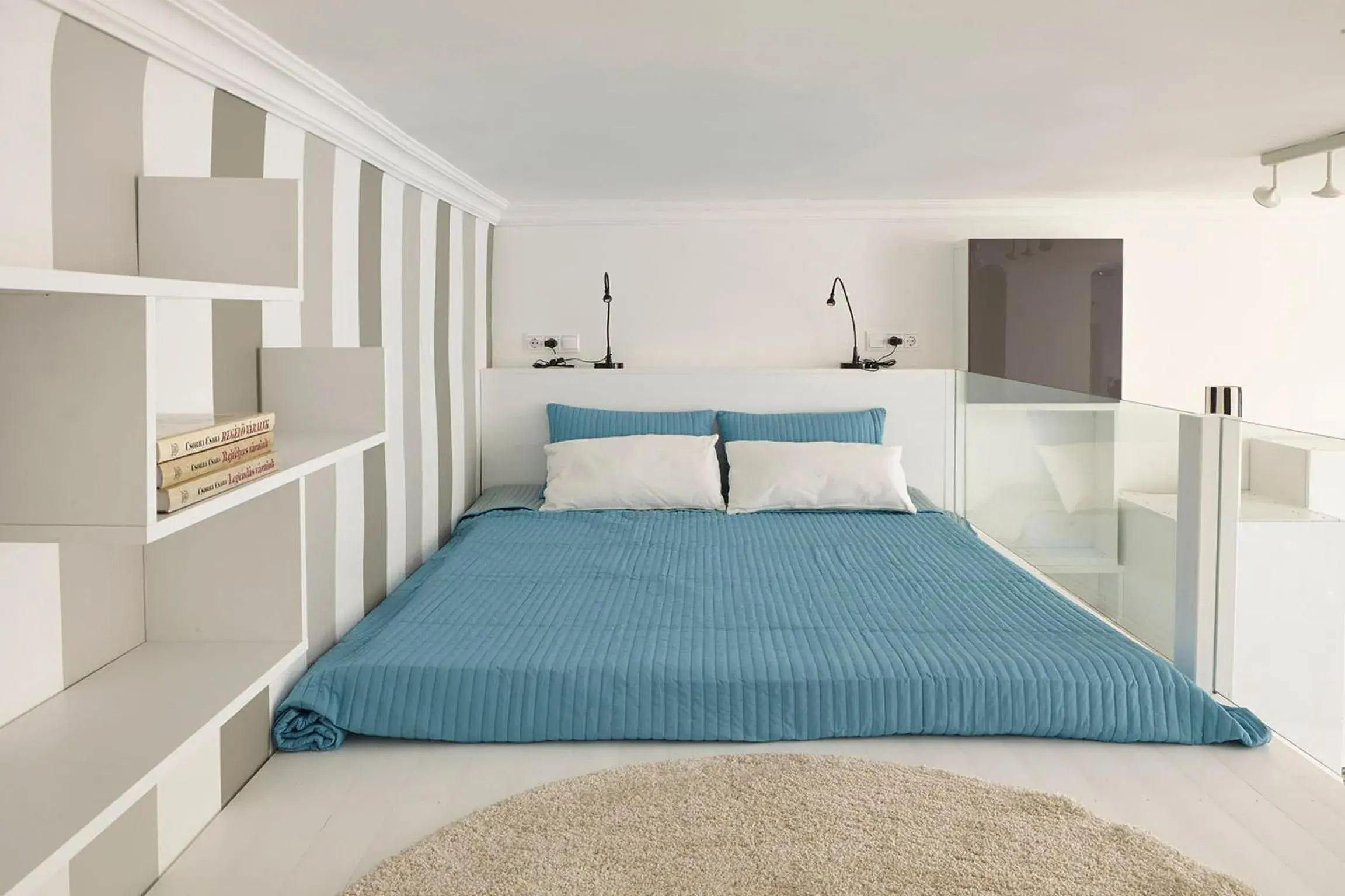 Deluxe Apartment in Standard Apartment by Hi5 - Chainbridge Deluxe Apartment in Standard Apartment by Hi5 - Chainbridge