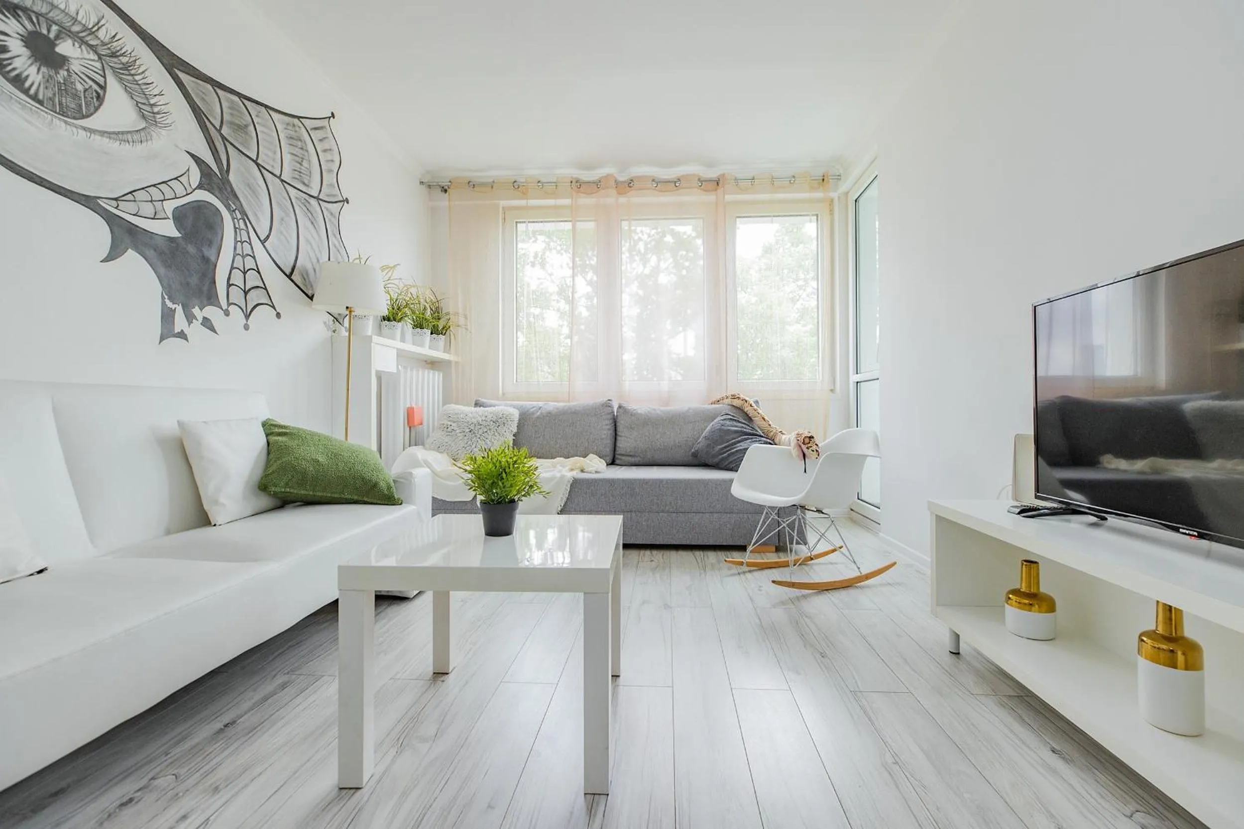 Bed in ShortStayPoland Aleje Jerozolimskie (B13)