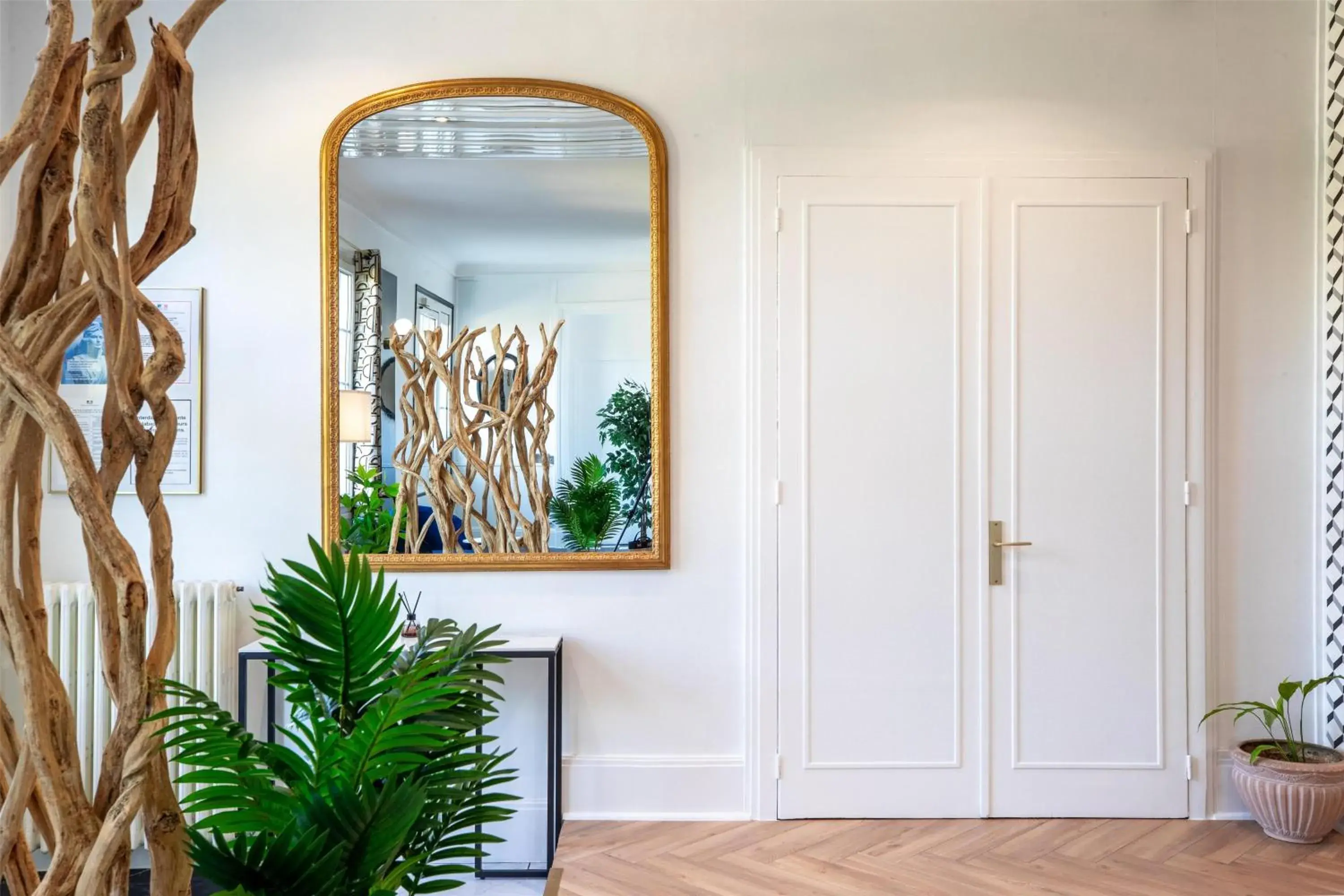 Lobby or reception in Sure Hotel by Best Western Port Jérome - Le Havre Lobby or reception in Sure Hotel by Best Western Port Jérome - Le Havre