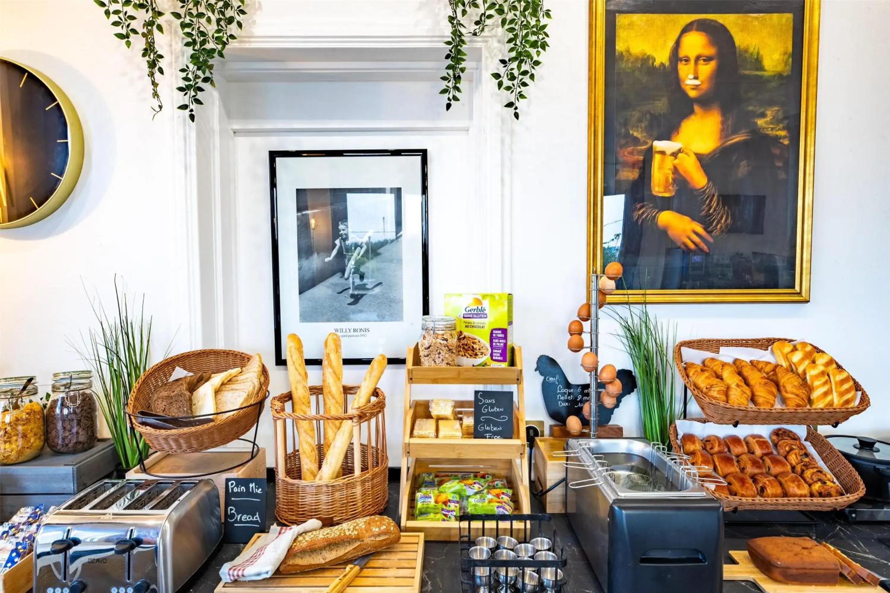 Breakfast in Sure Hotel by Best Western Port Jérome - Le Havre Breakfast in Sure Hotel by Best Western Port Jérome - Le Havre