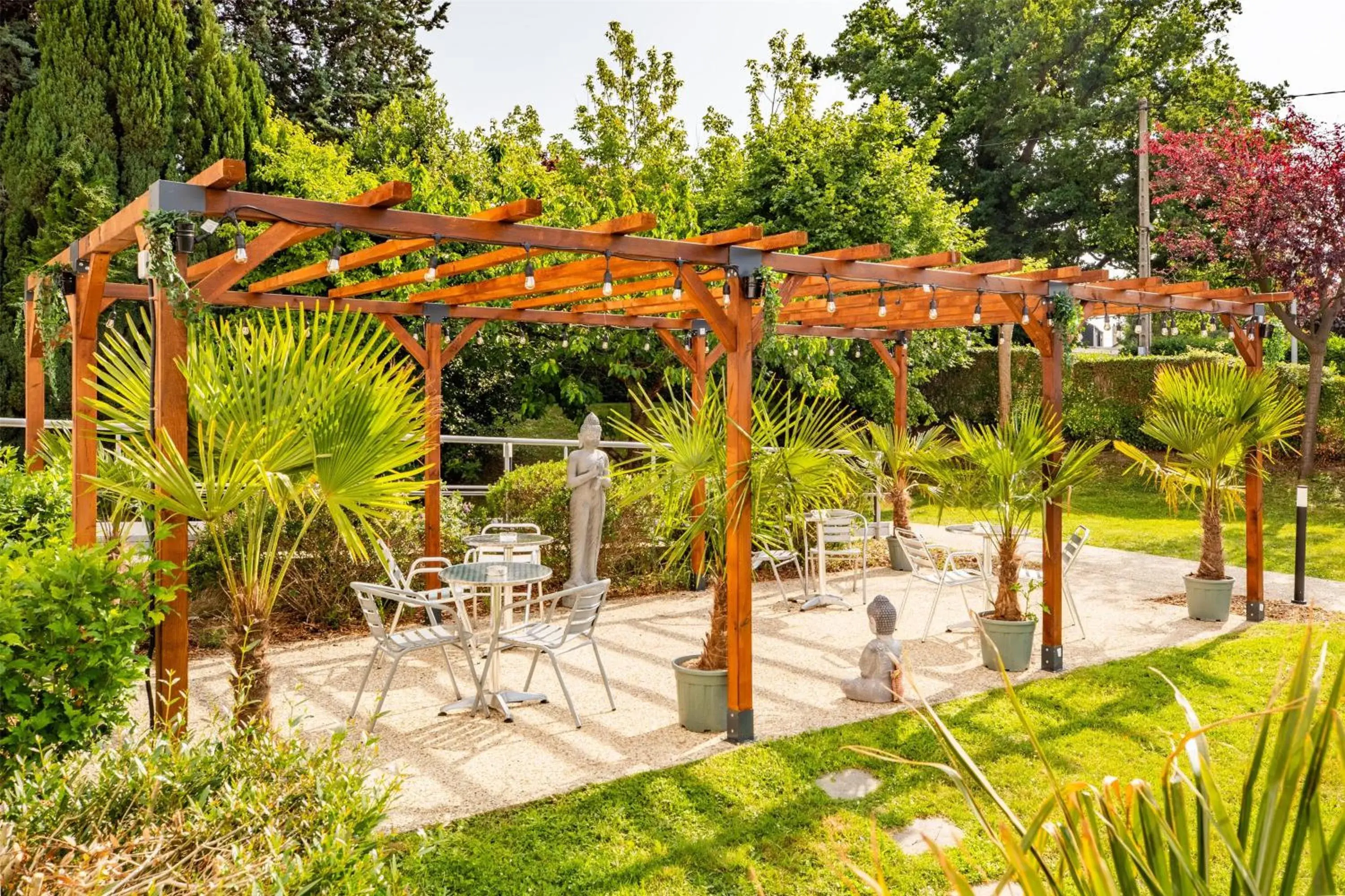 Property building in Sure Hotel by Best Western Port Jérome - Le Havre Property building in Sure Hotel by Best Western Port Jérome - Le Havre