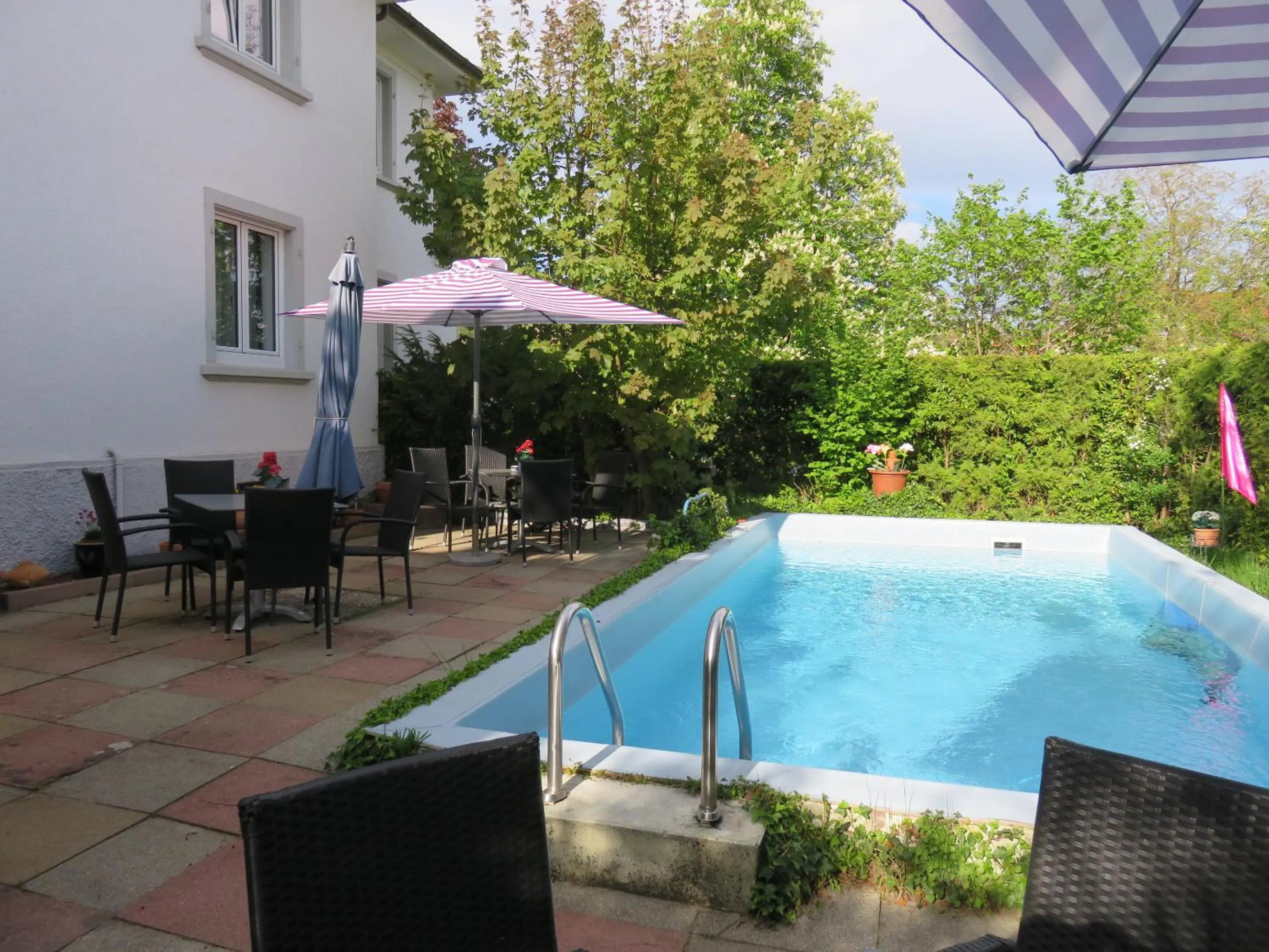 Pool view in Pension Säntisblick