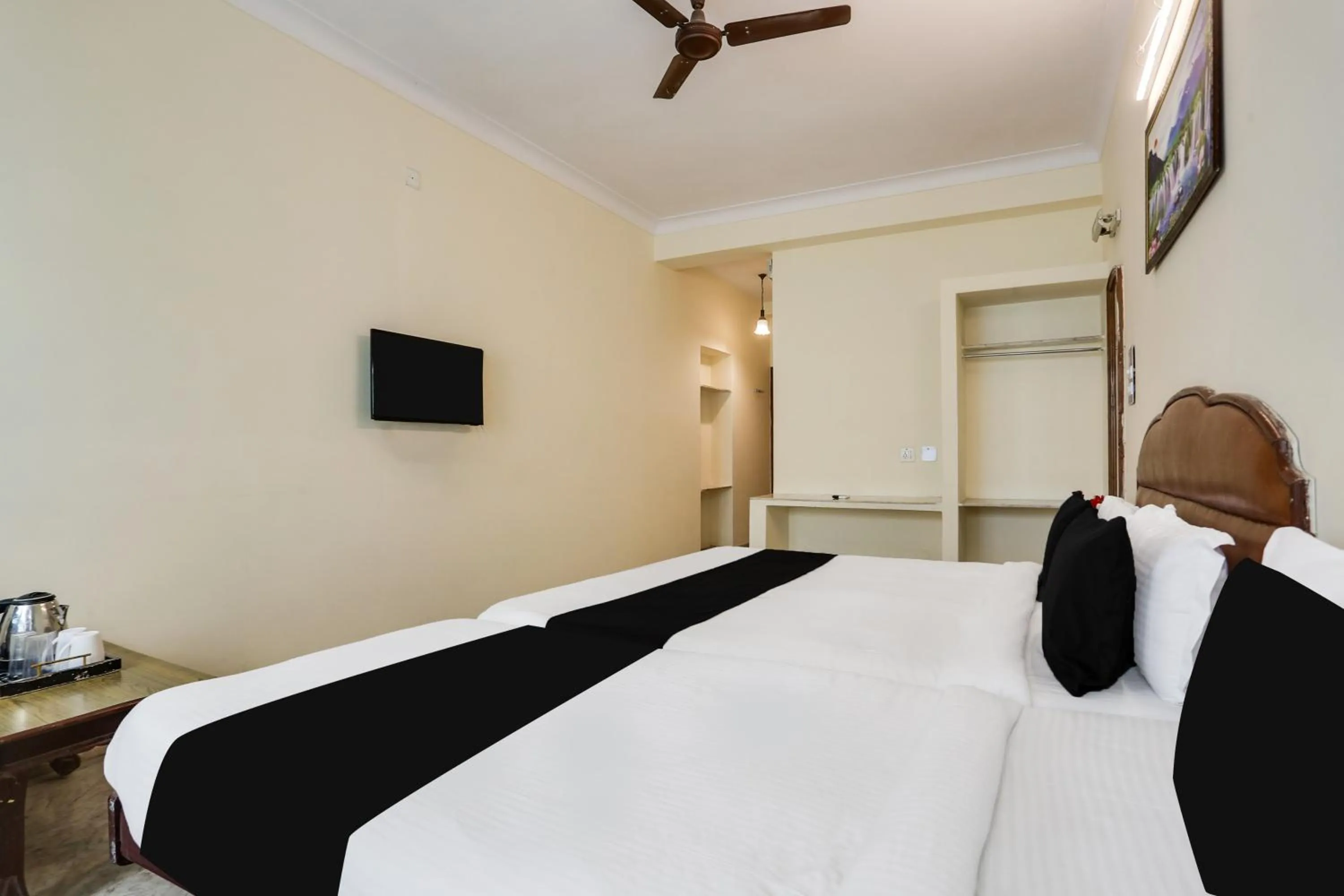 Bedroom, Bed in Super Townhouse Pichola Formerly Vinayak