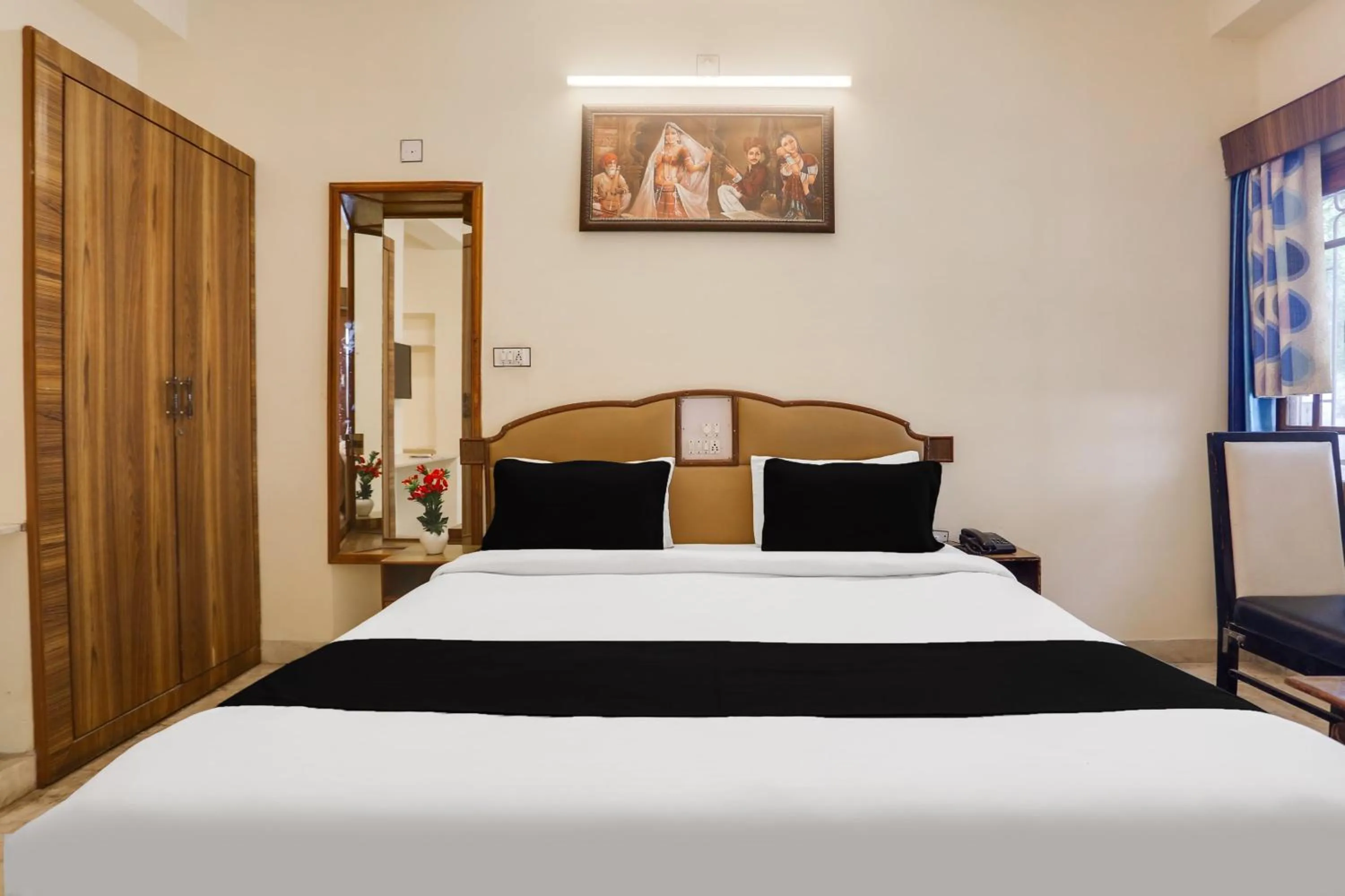 Bedroom, Bed in Super Townhouse Pichola Formerly Vinayak